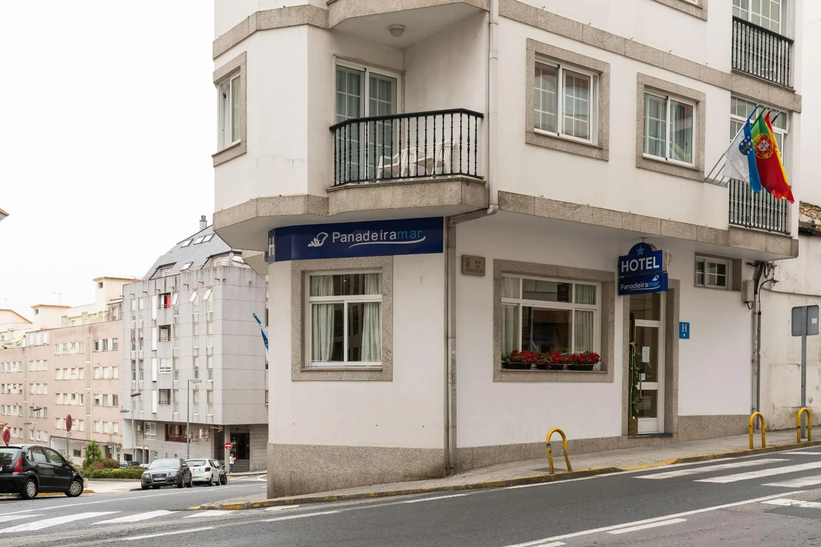 Property building in Hotel Panadeiramar Property building in Hotel Panadeiramar