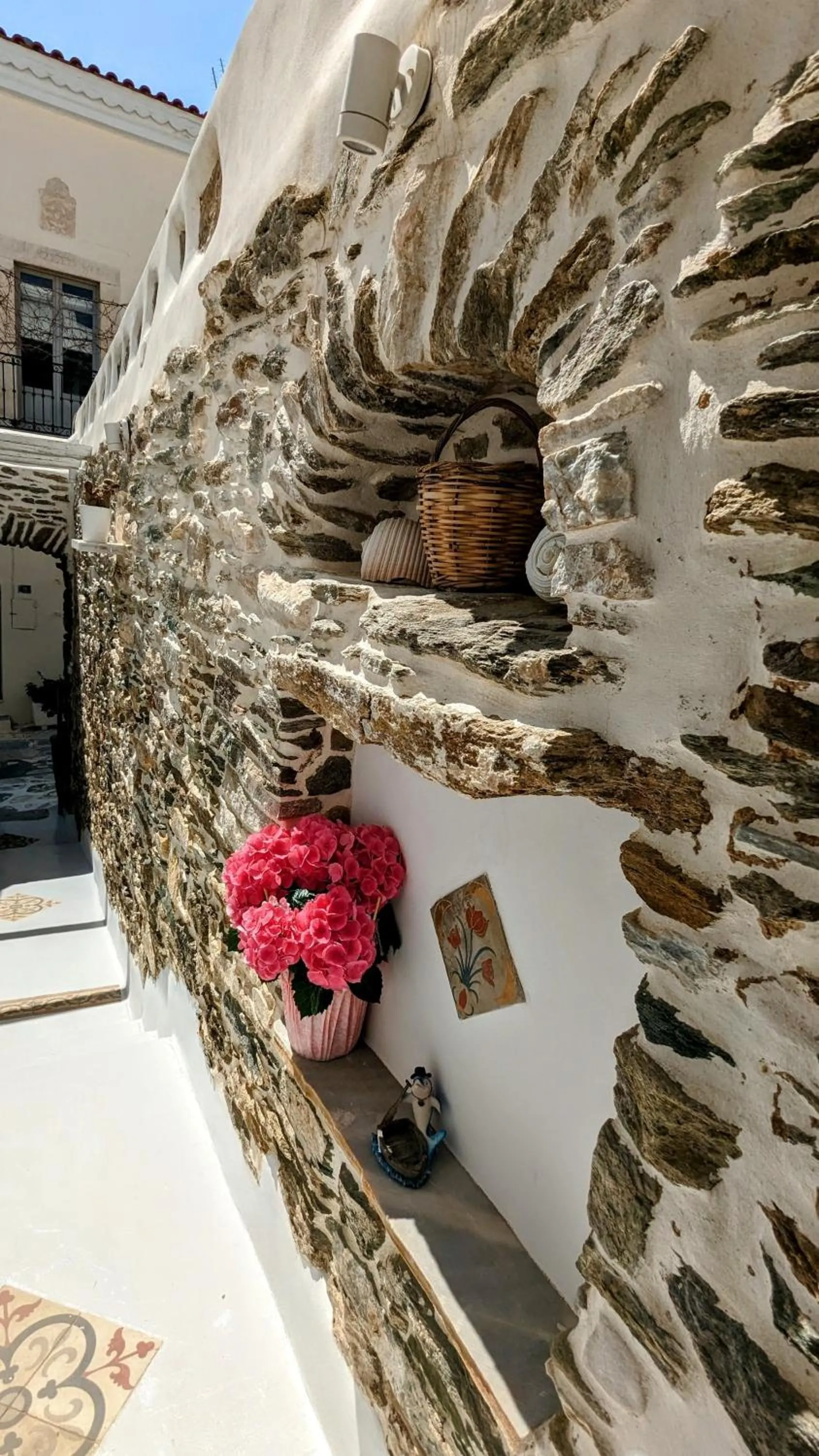 Anoi Rooms