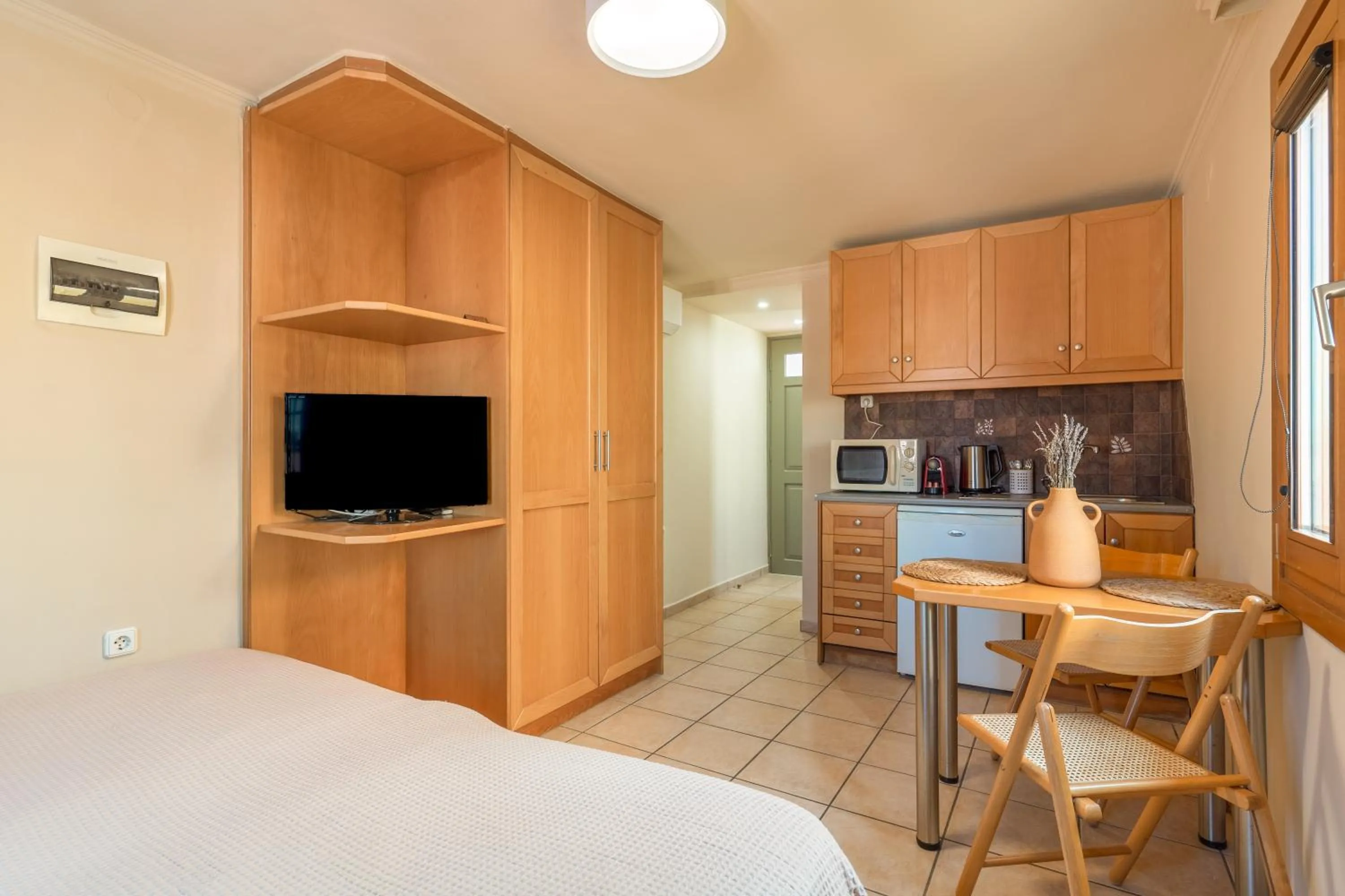 Lidra Rooms