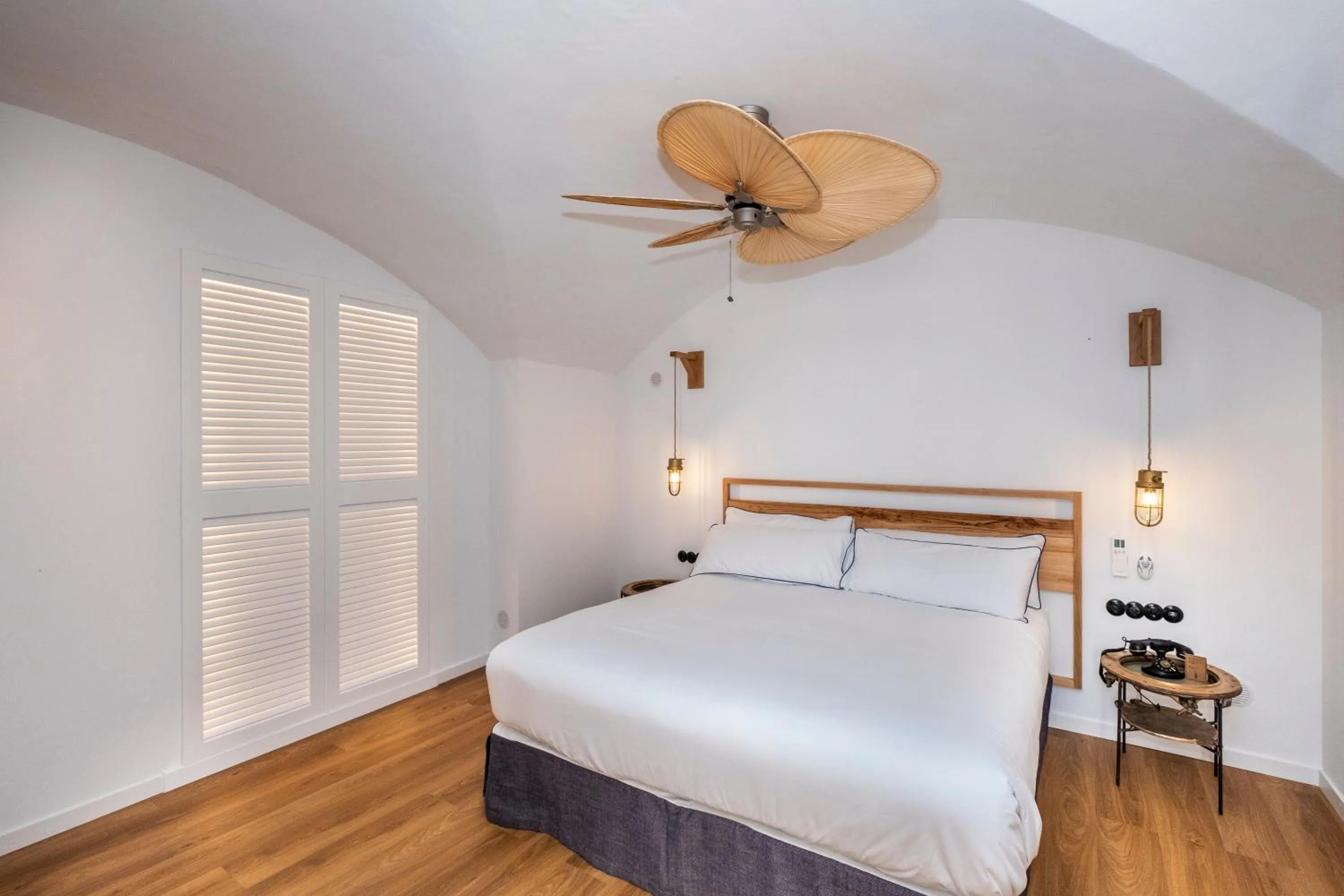 Photo of the whole room, Bed in Nao Catedral Boutique Hotel