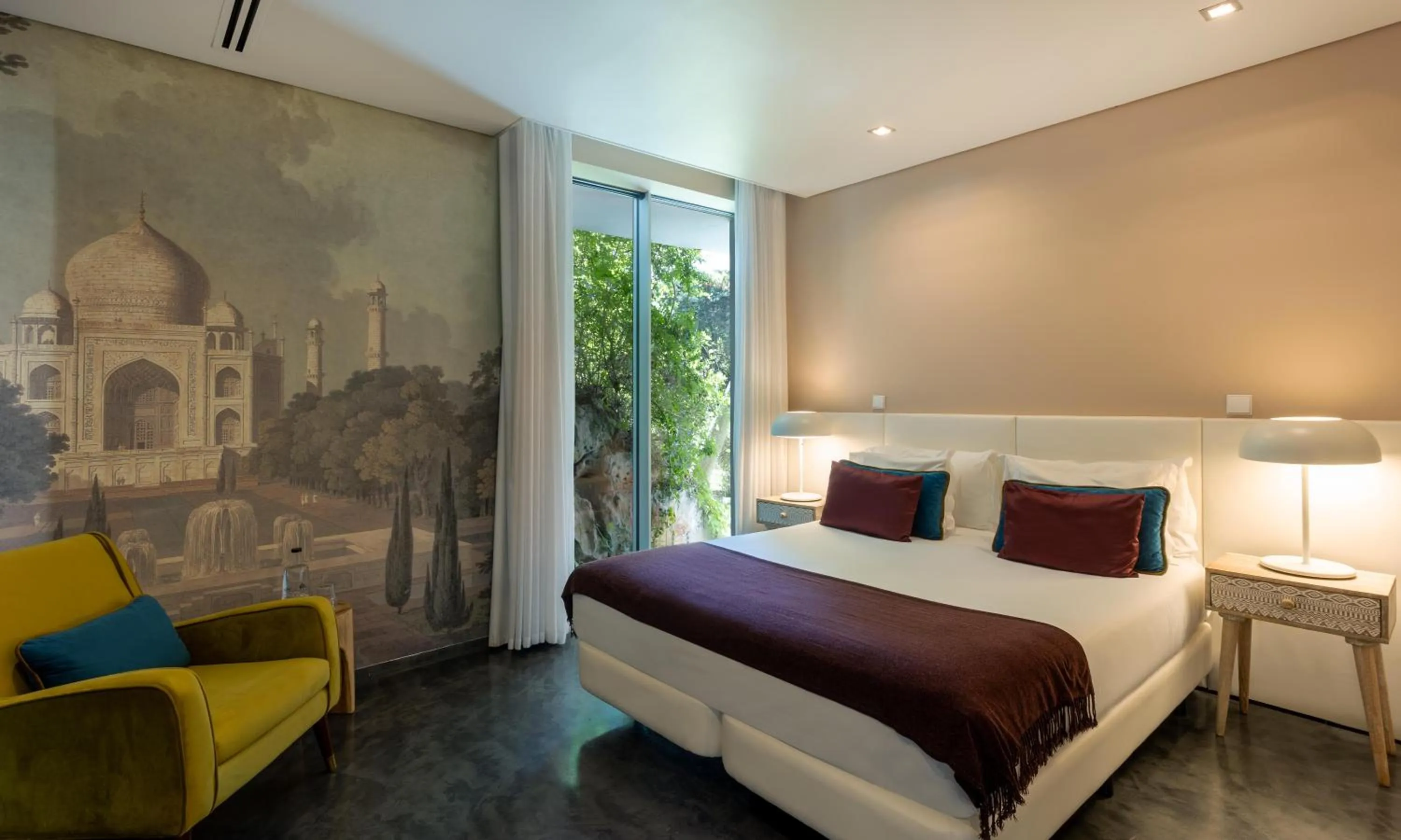 Bed in Casa Vela Boutique House