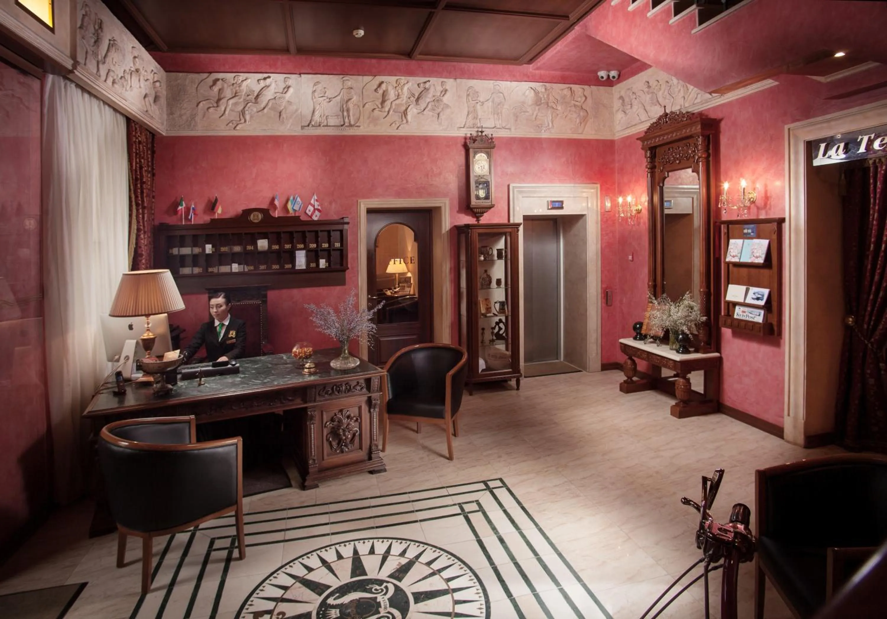 concierge in Hotel Otrada