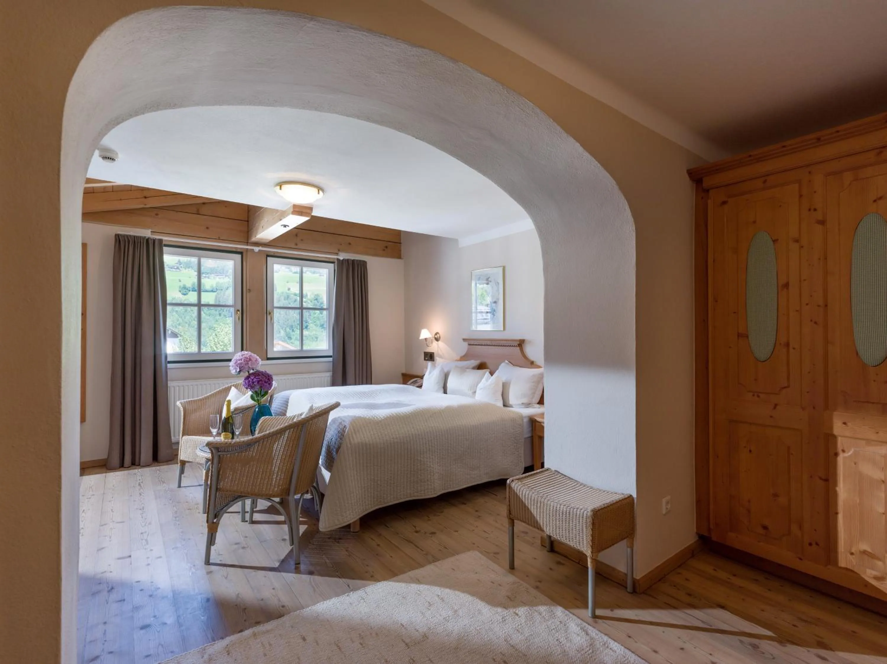 Photo of the whole room, Bed in Alpen Glück Hotel Villa Lisa garni