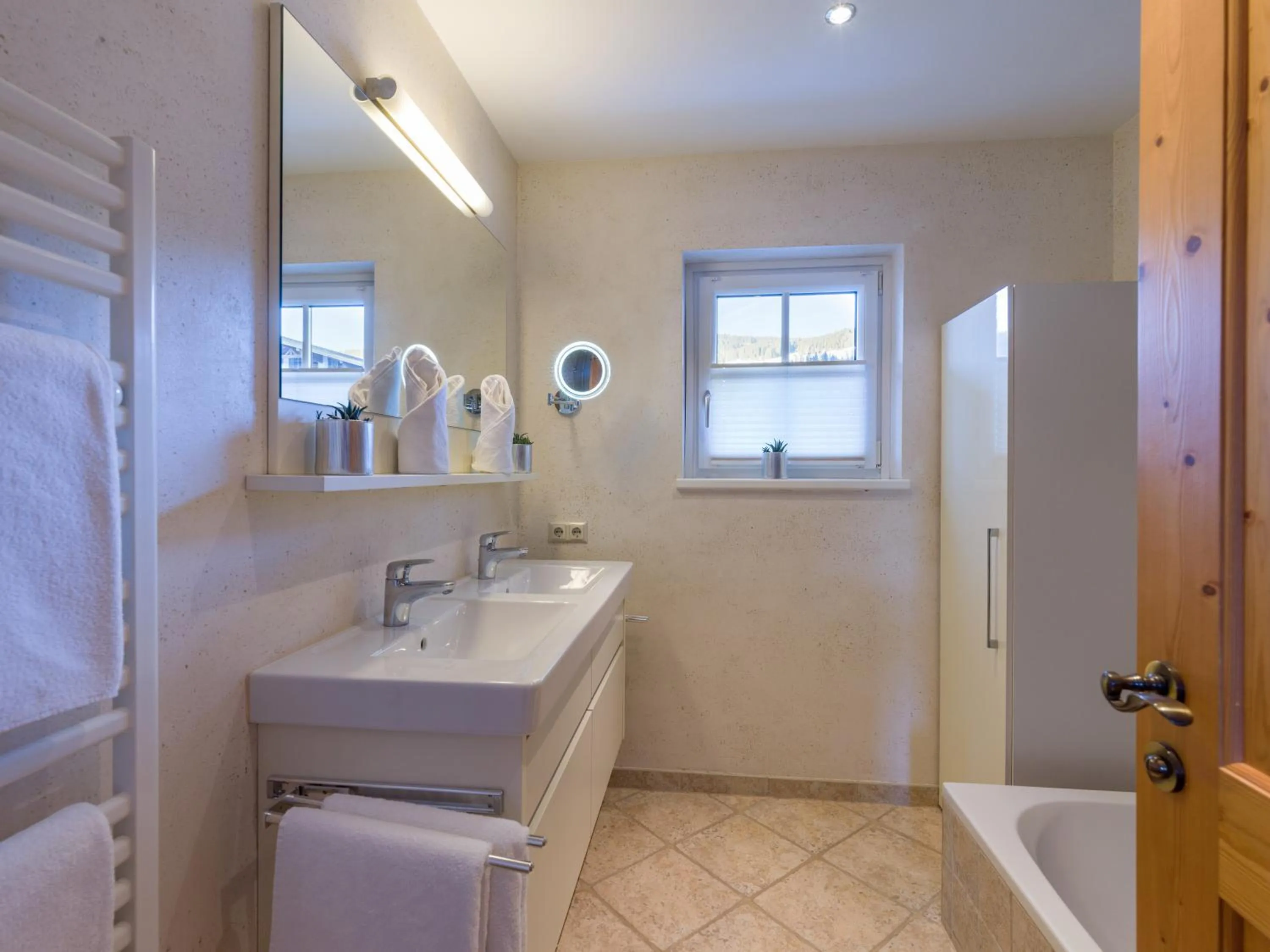 Bathroom in Alpen Glück Hotel Villa Lisa garni