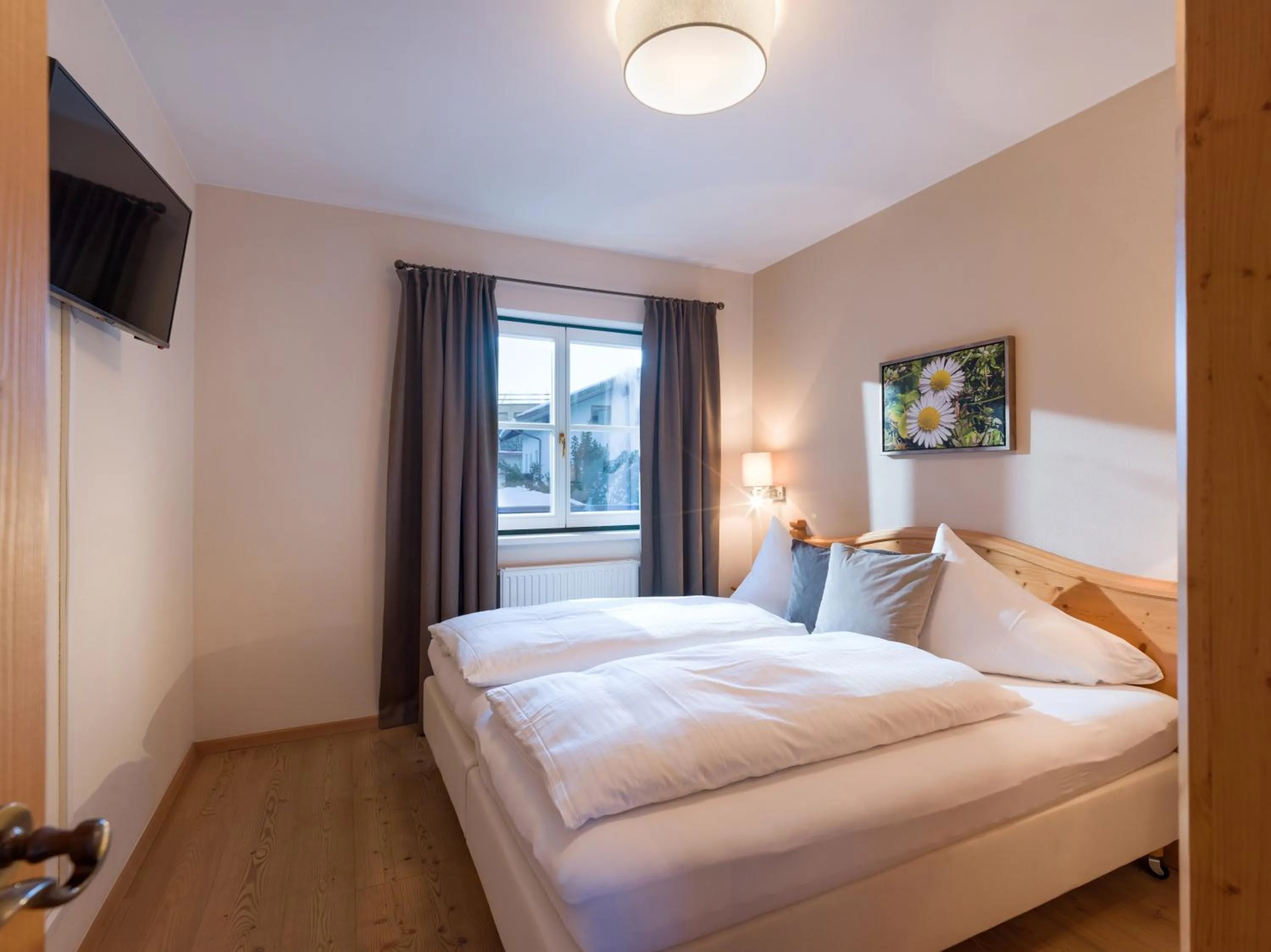 Bedroom, Bed in Alpen Glück Hotel Villa Lisa garni