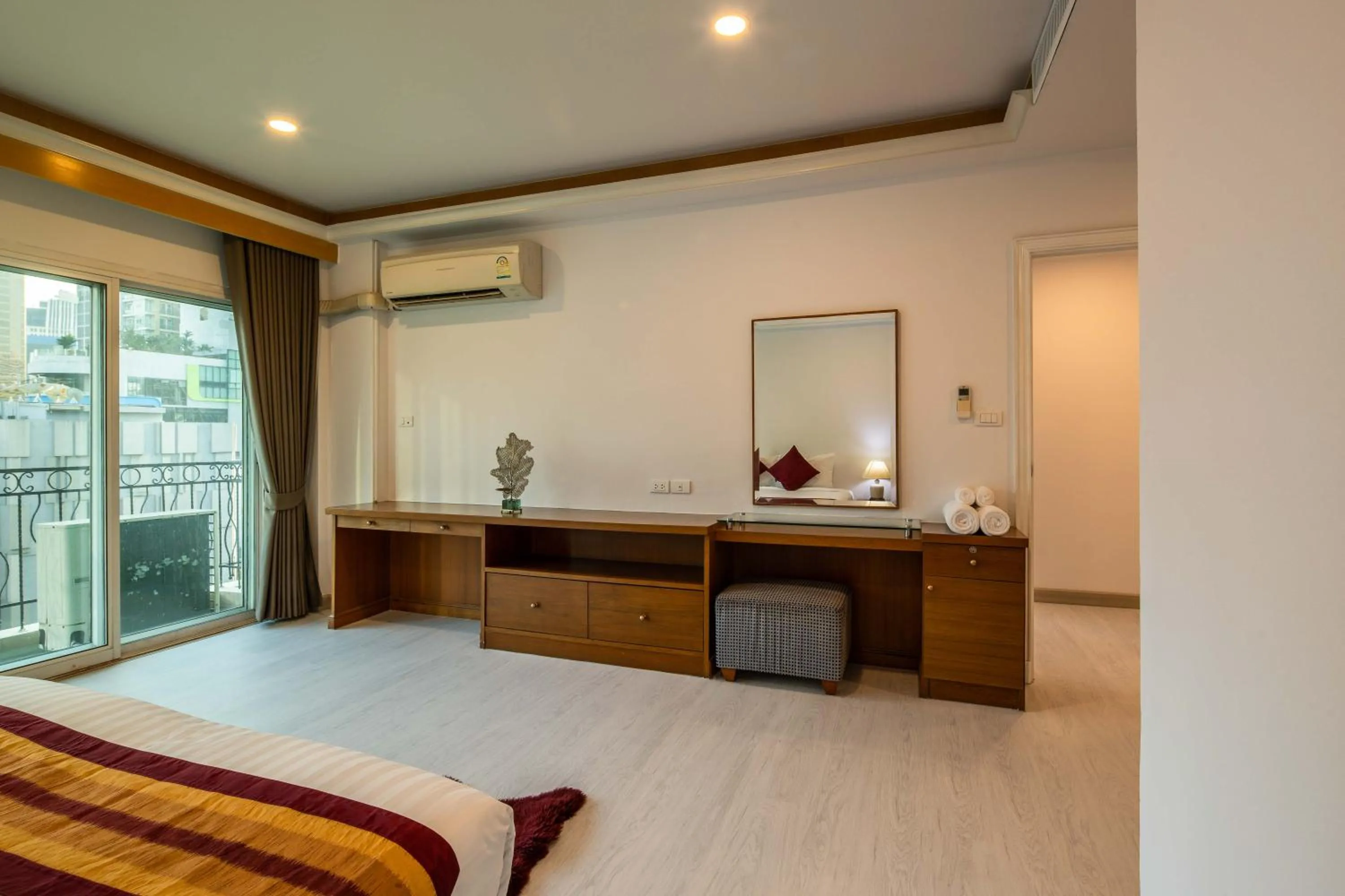 Bed in Chaidee Mansion