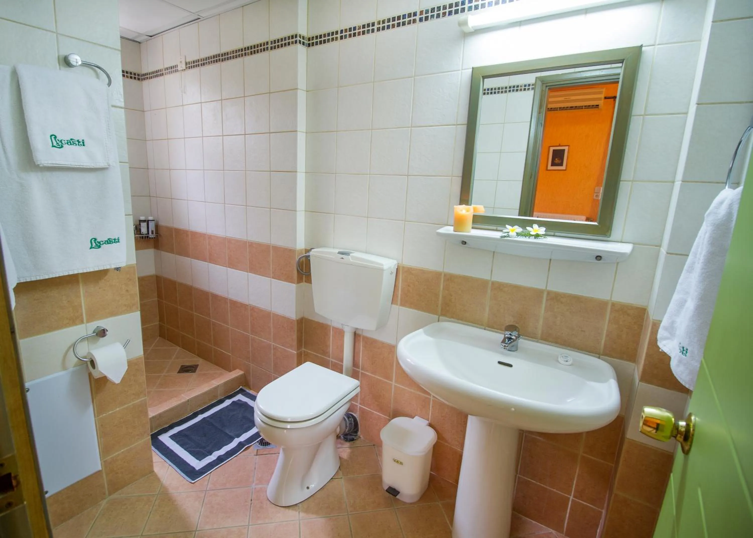 Bathroom in Lycasti Maisonettes