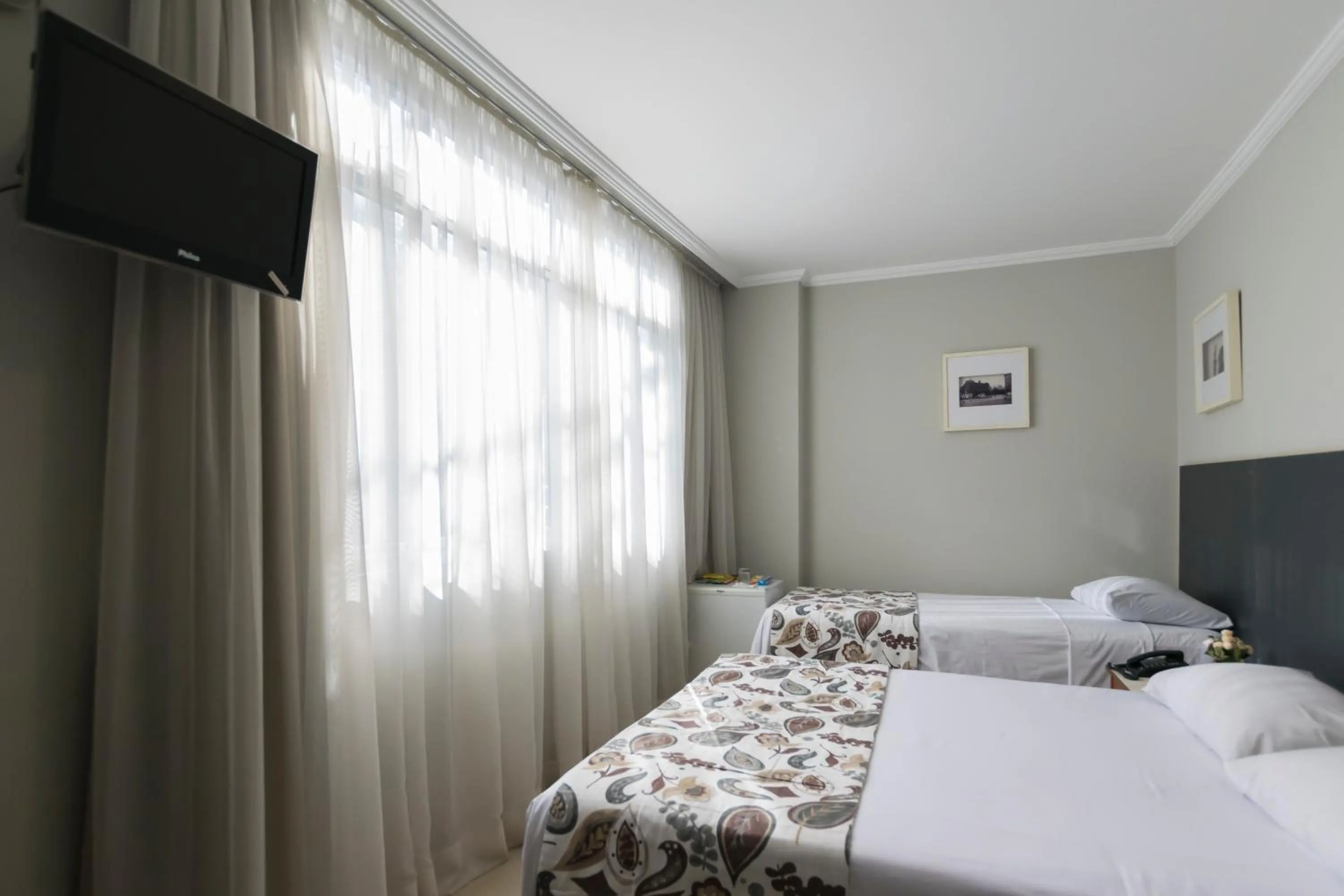 View (from property/room), Bed in Paulista Garden Hotel