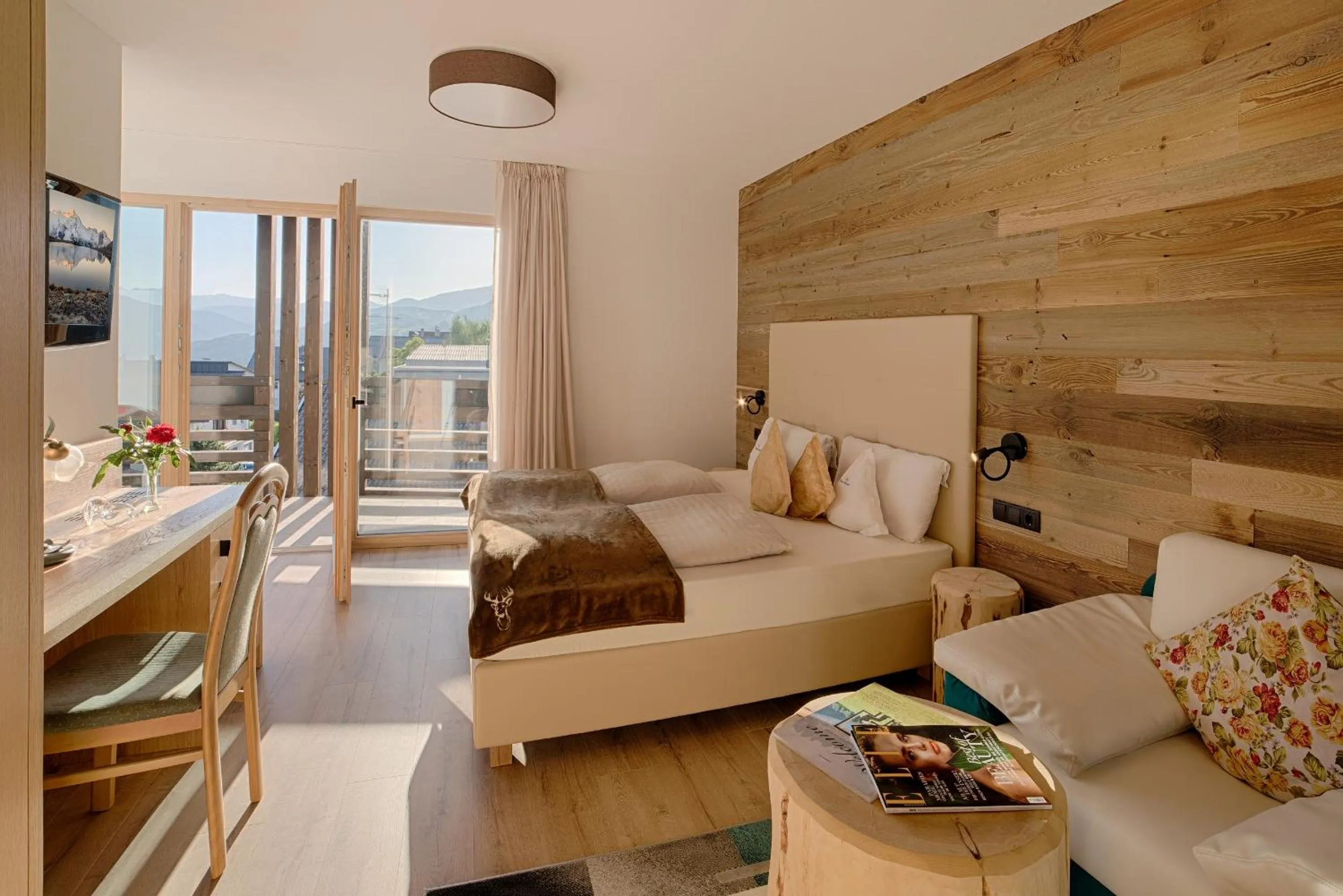 Photo of the whole room in Hotel Kristall