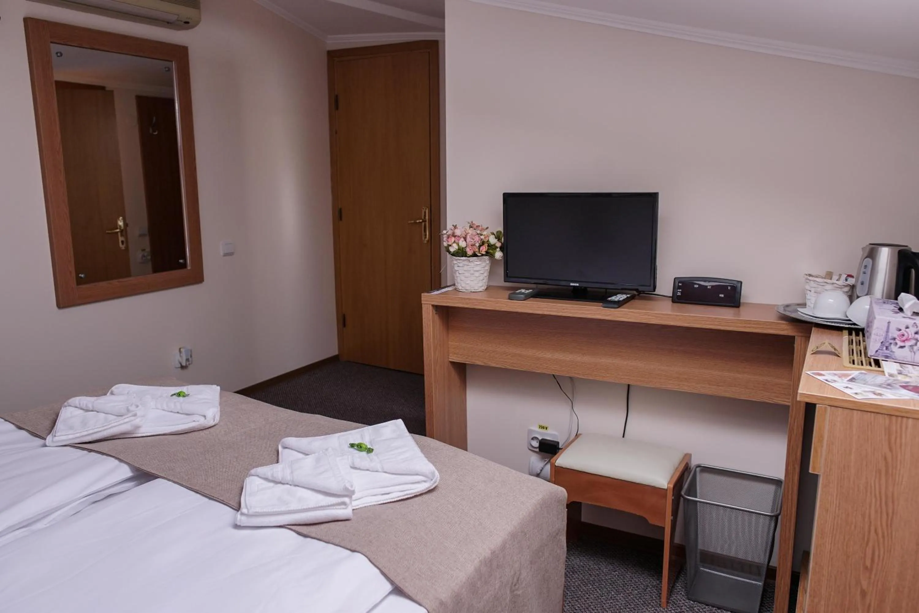 Bed in Bucharest Downtown Inn