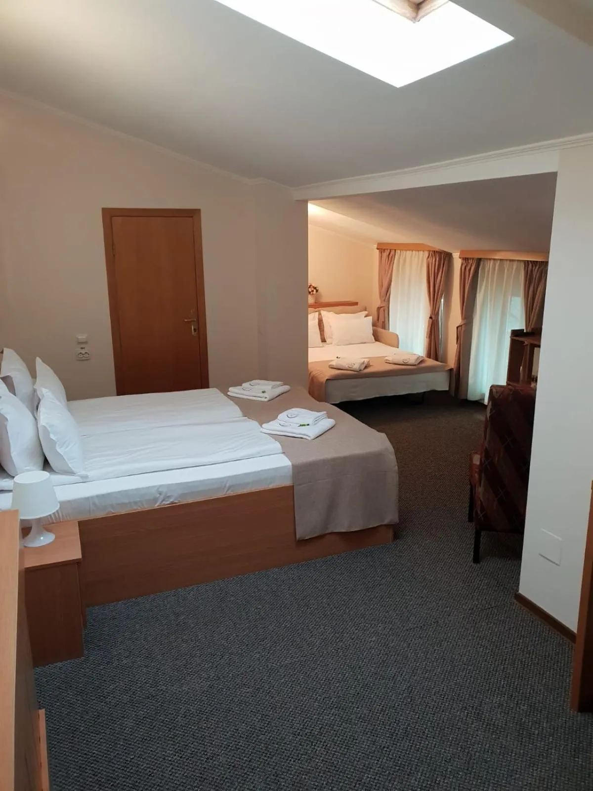 Bed in Bucharest Downtown Inn