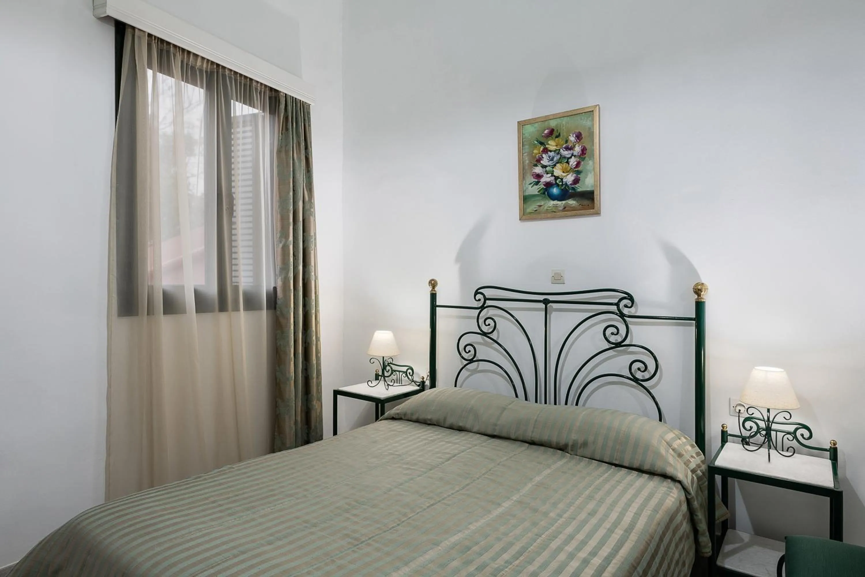 Apartment with Terrace in Anastasia Apartments