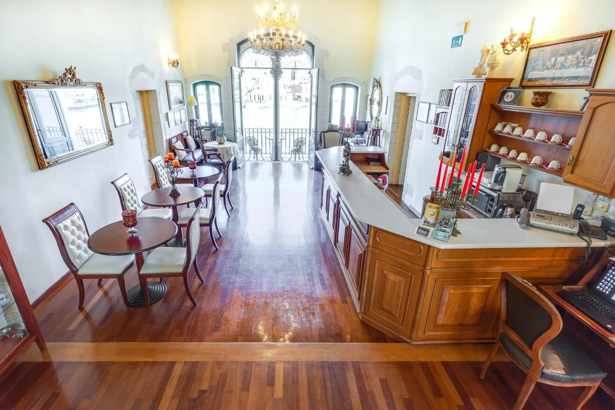 Living room in Casa Leone Hotel