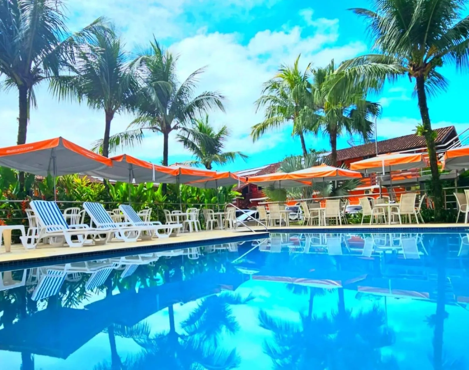 Hotel Camburi Praia