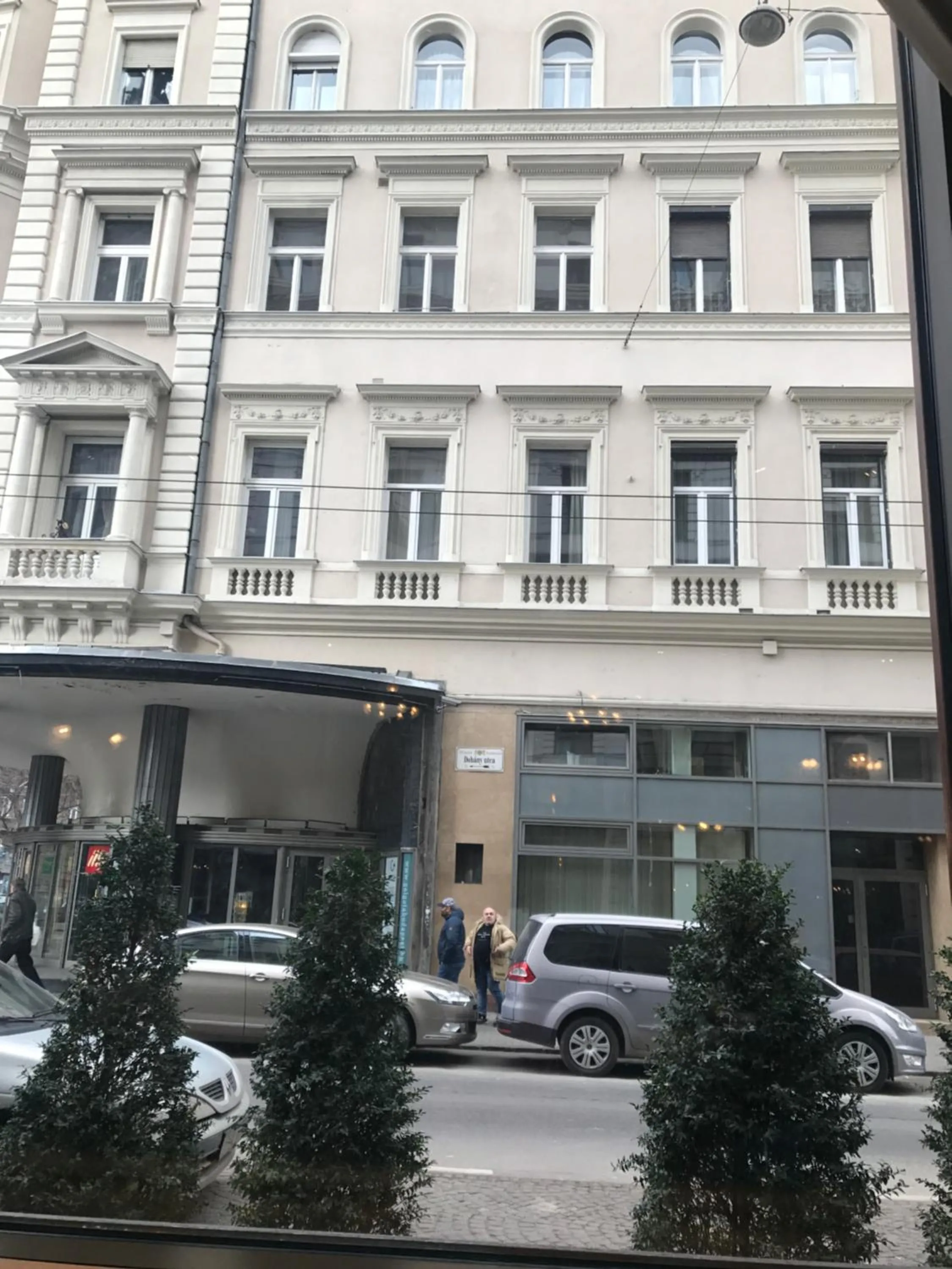 Property building in Cozy App heart Budapest
