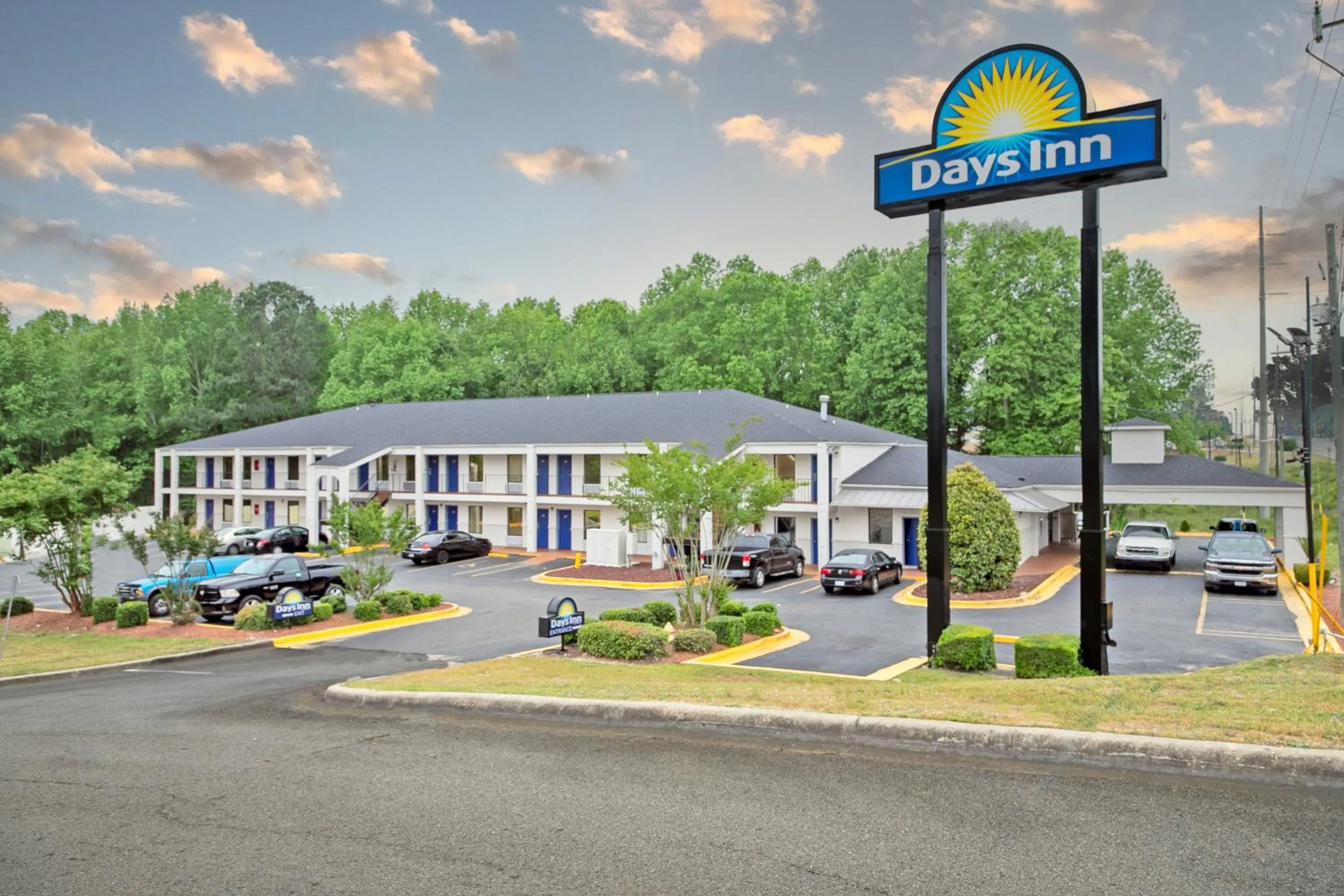 Property building in Days Inn by Wyndham Augusta Fort Eisenhower