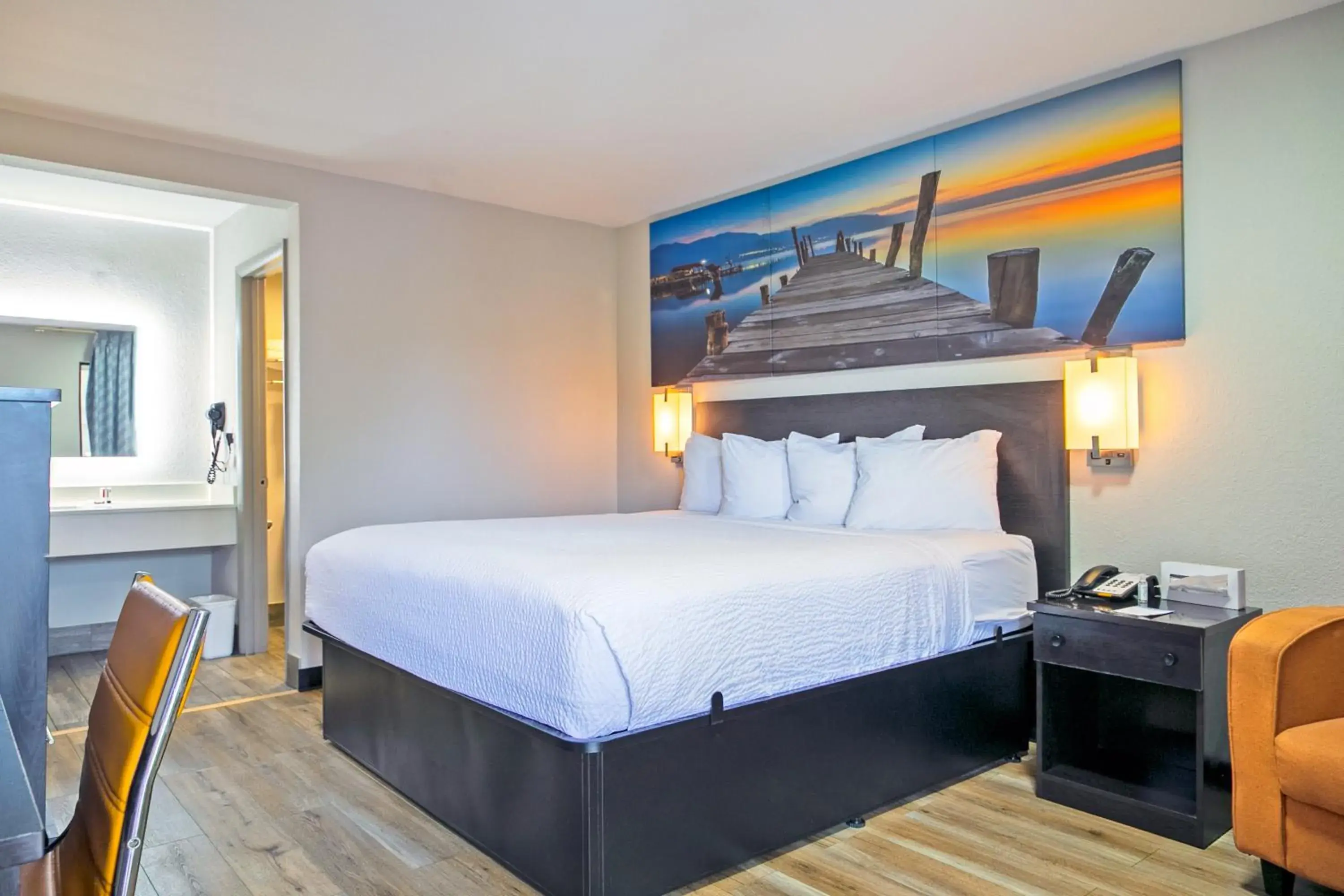 Bedroom, Bed in Days Inn by Wyndham Augusta Fort Eisenhower Bedroom, Bed in Days Inn by Wyndham Augusta Fort Eisenhower