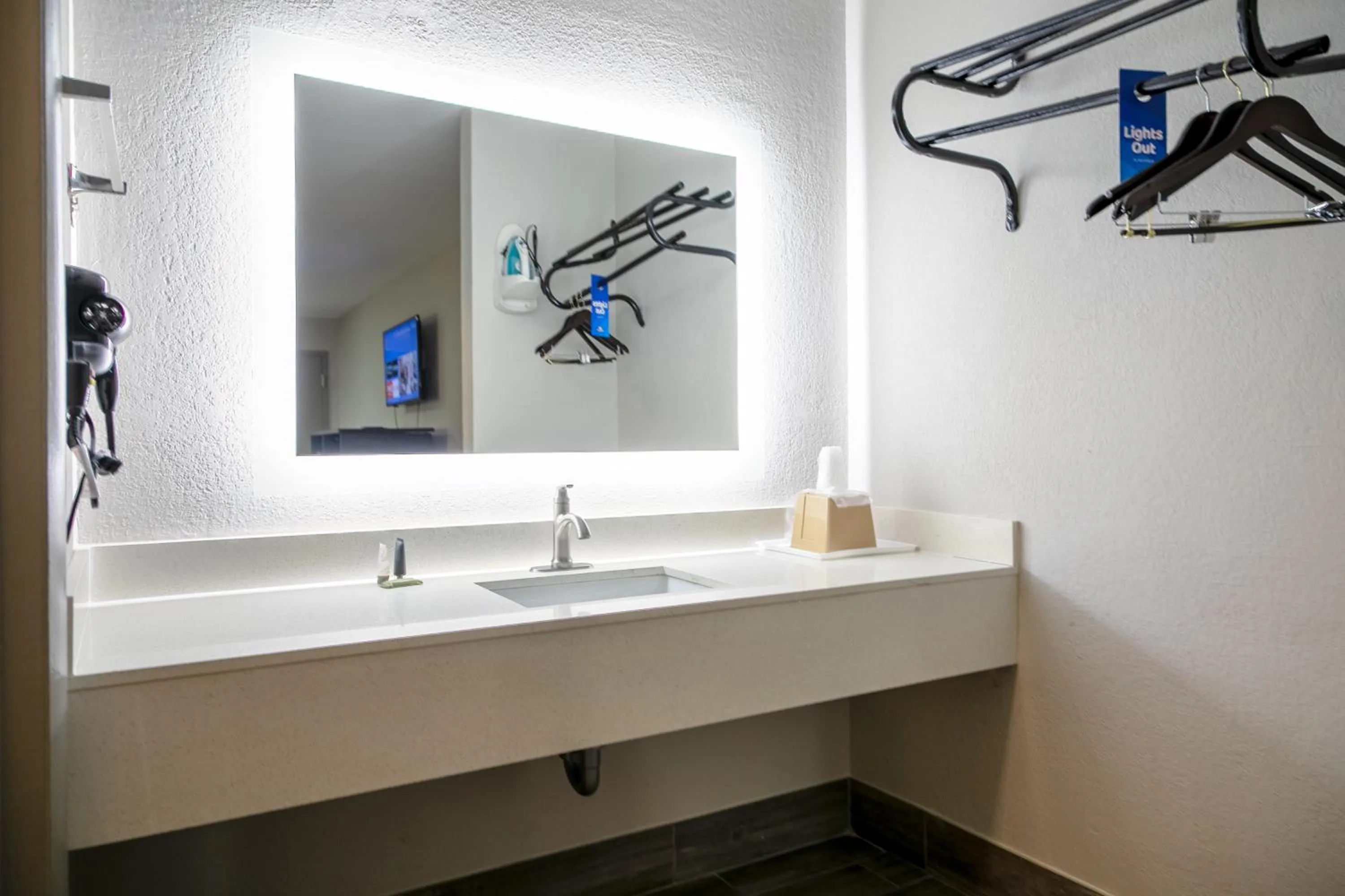 Bathroom in Days Inn by Wyndham Augusta Fort Eisenhower