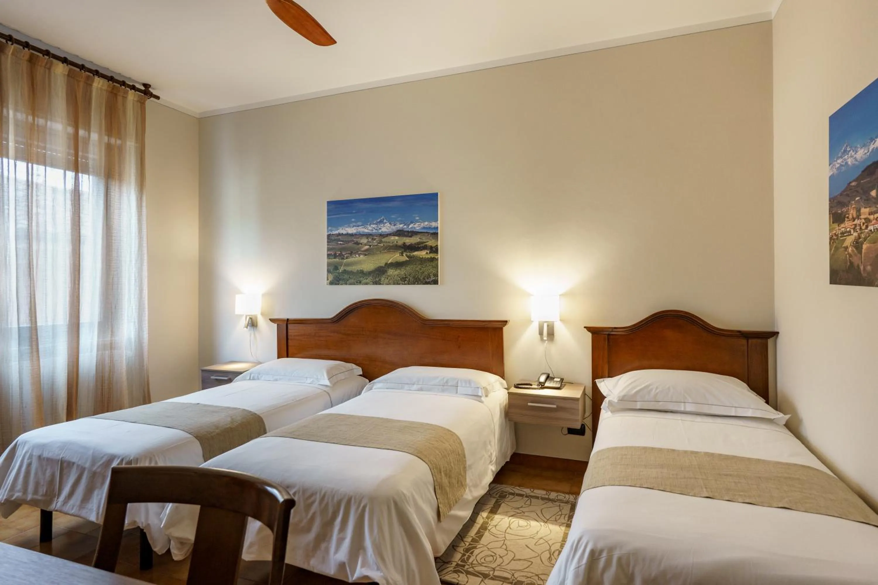 Photo of the whole room, Bed in Hotel Il Grappolo D'Oro