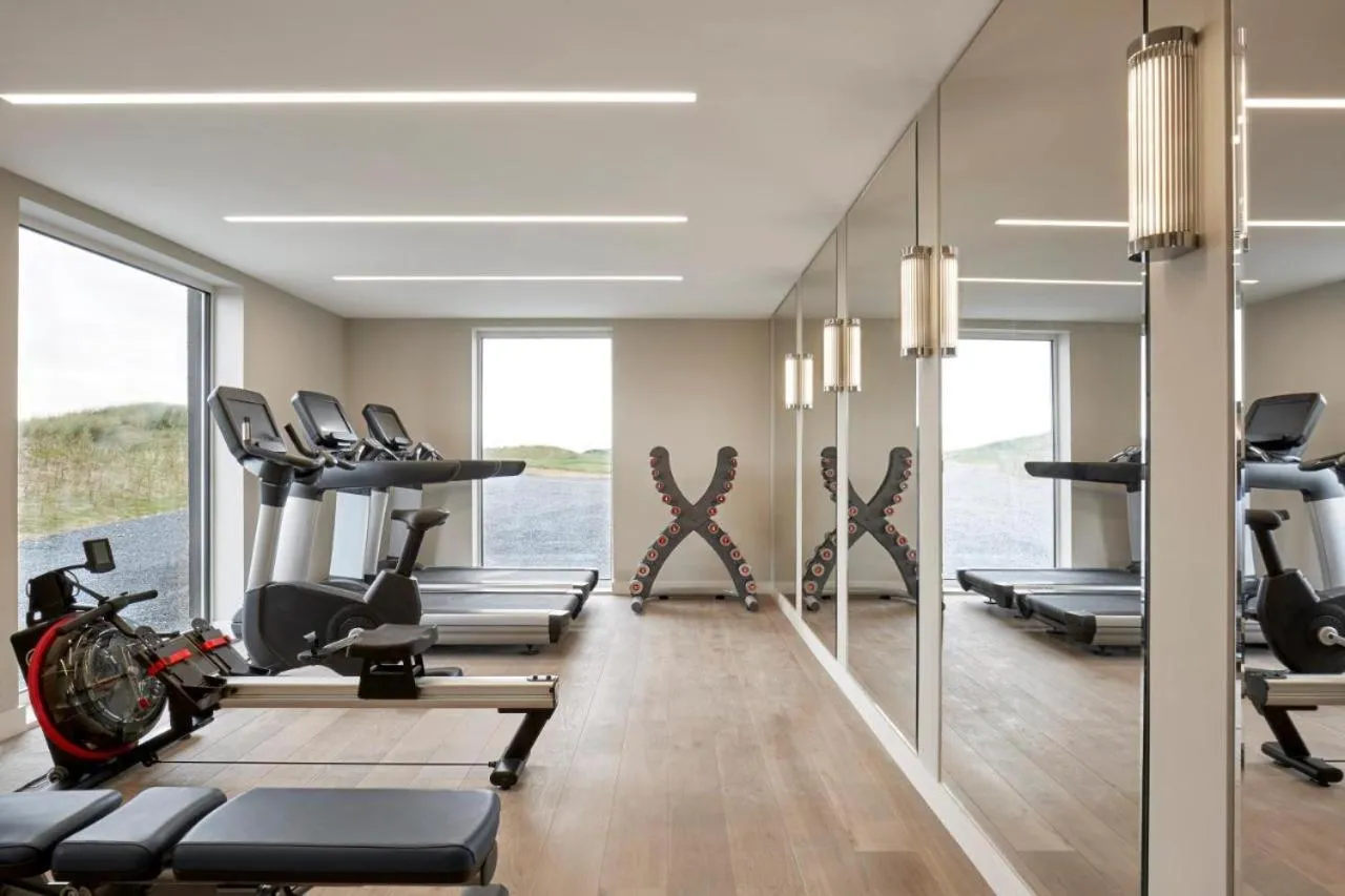 Fitness centre/facilities in Another Place, The Machrie