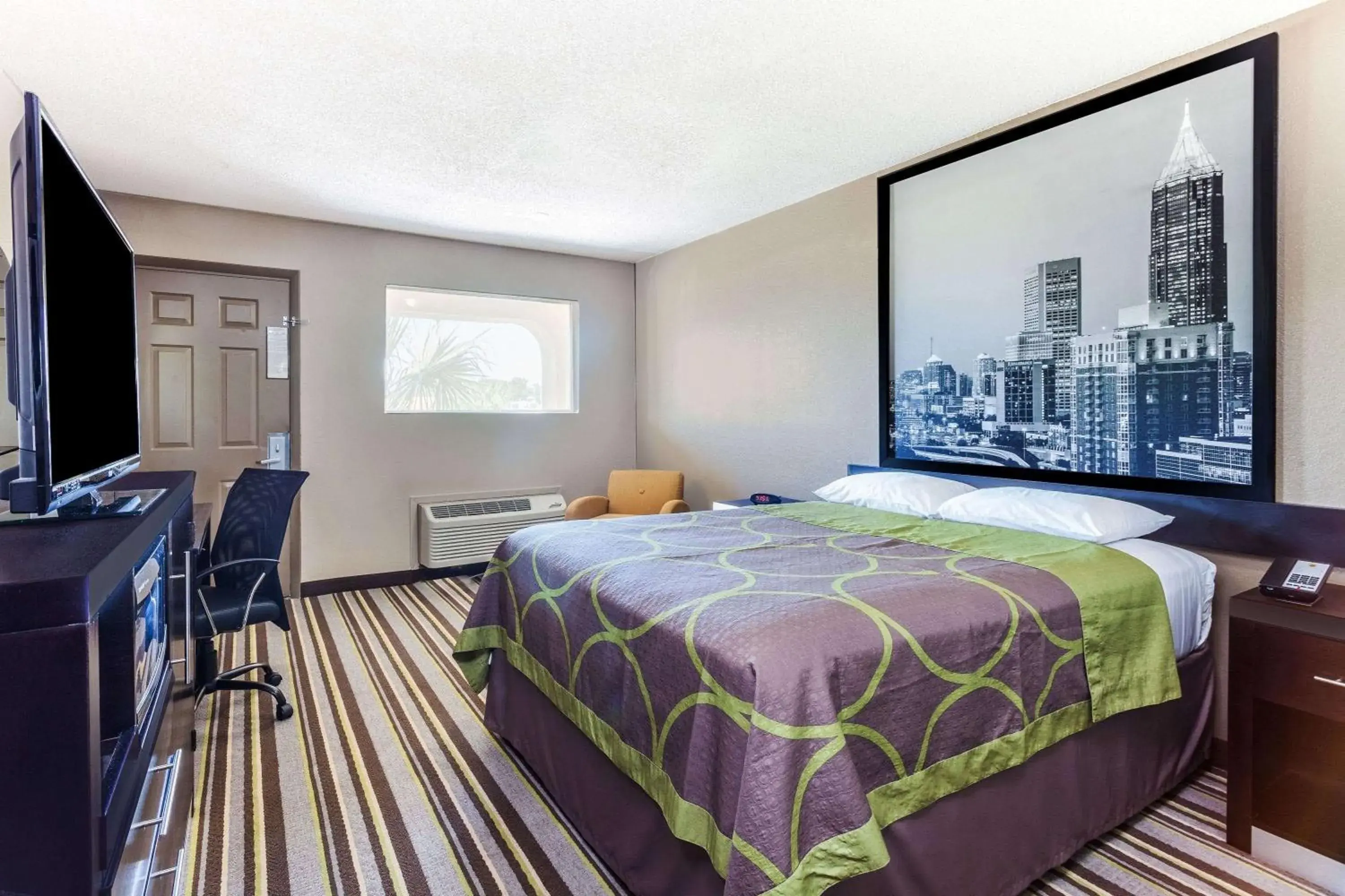 Photo of the whole room, Bed in Super 8 by Wyndham Stockbridge Photo of the whole room, Bed in Super 8 by Wyndham Stockbridge