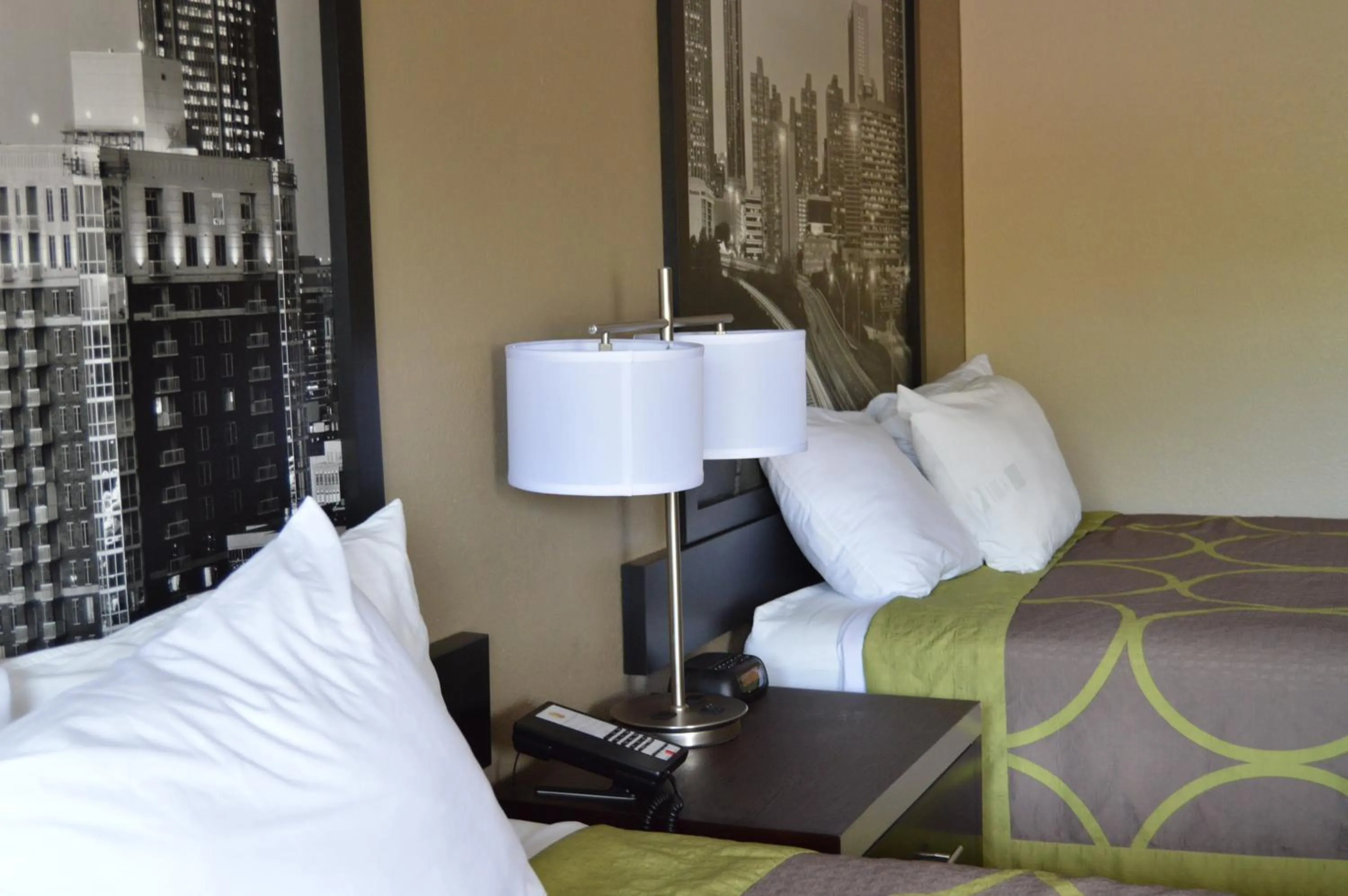 Bed in Super 8 by Wyndham Stockbridge