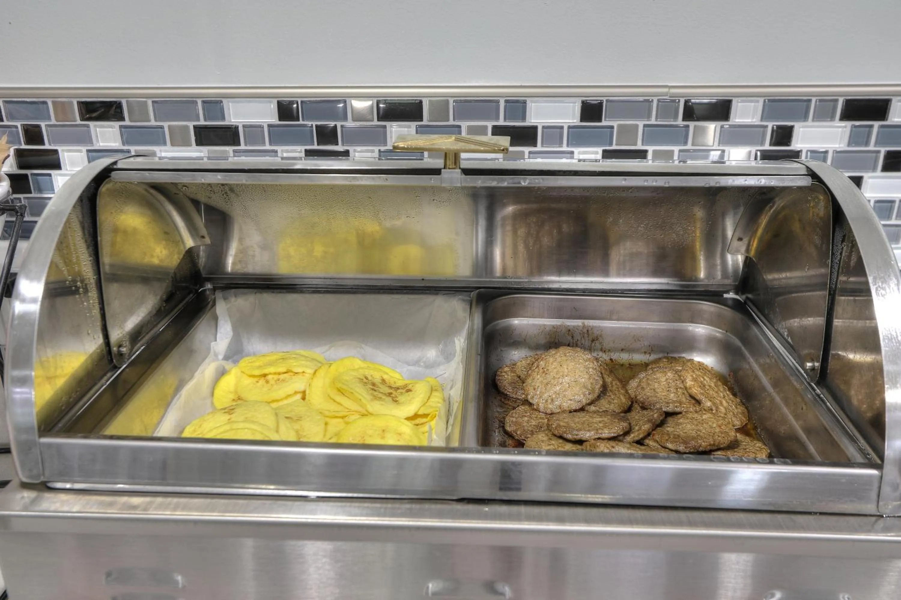 Breakfast in Gatlinburg River Inn