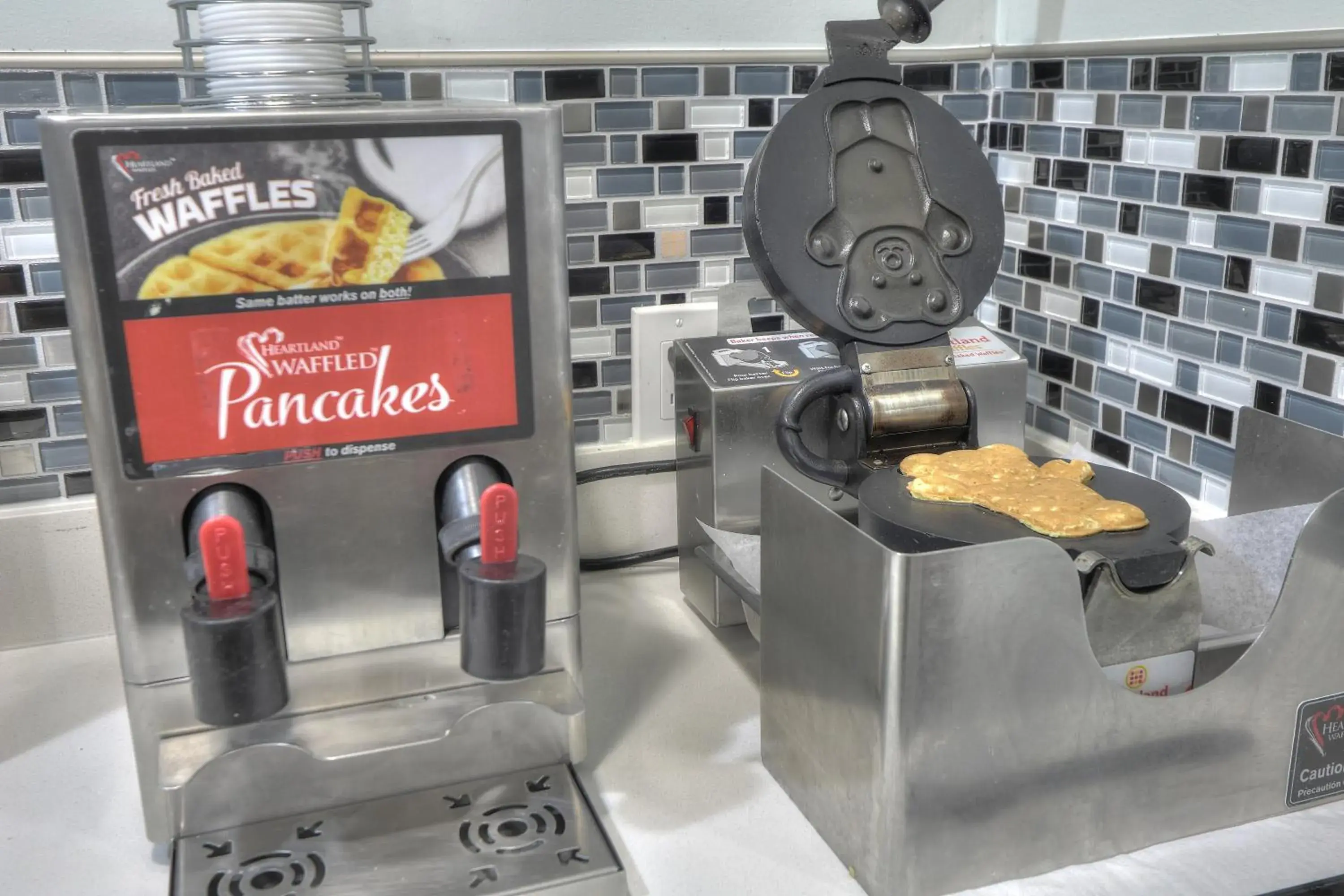 Buffet breakfast in Gatlinburg River Inn Buffet breakfast in Gatlinburg River Inn