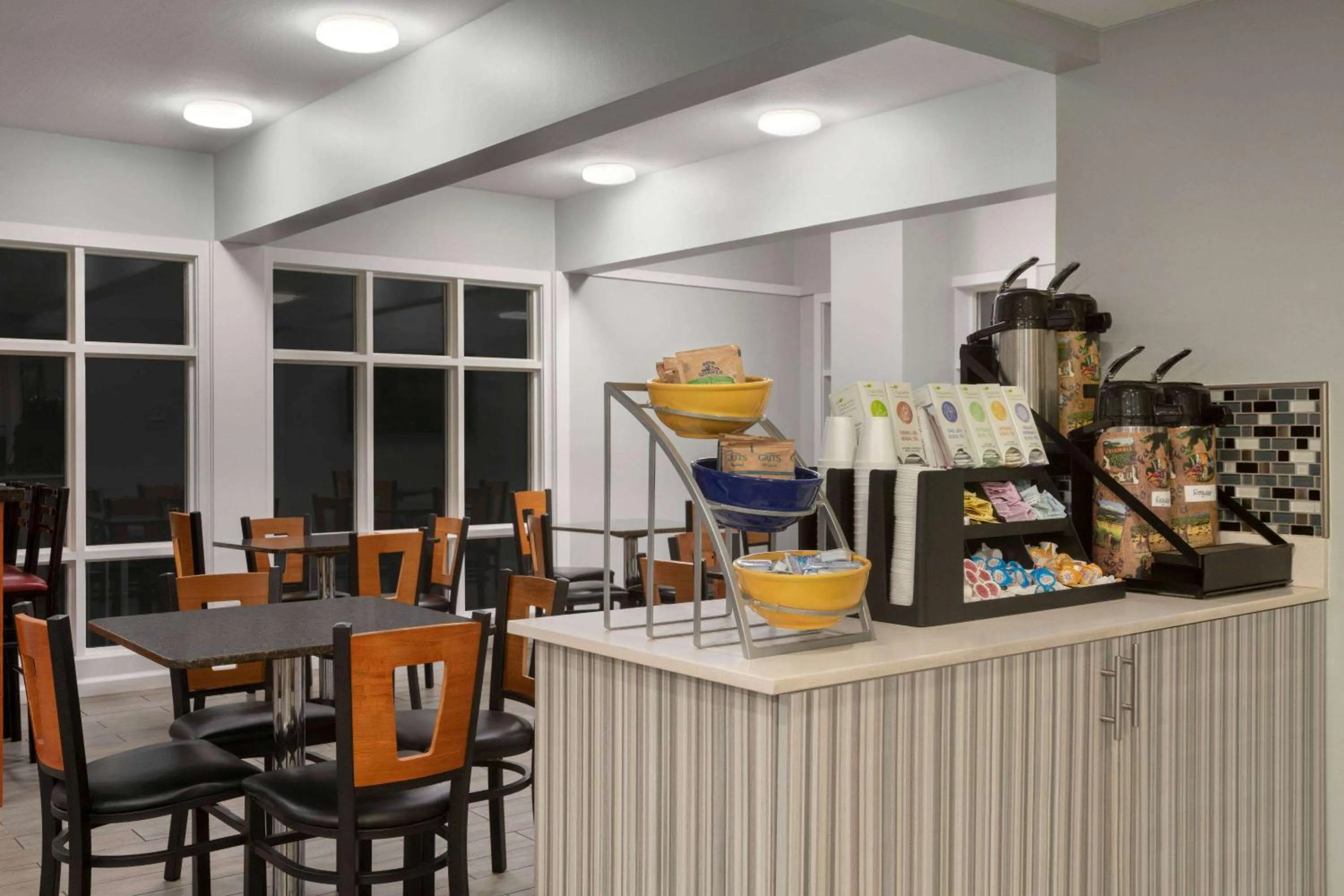 Restaurant/places to eat in Gatlinburg River Inn