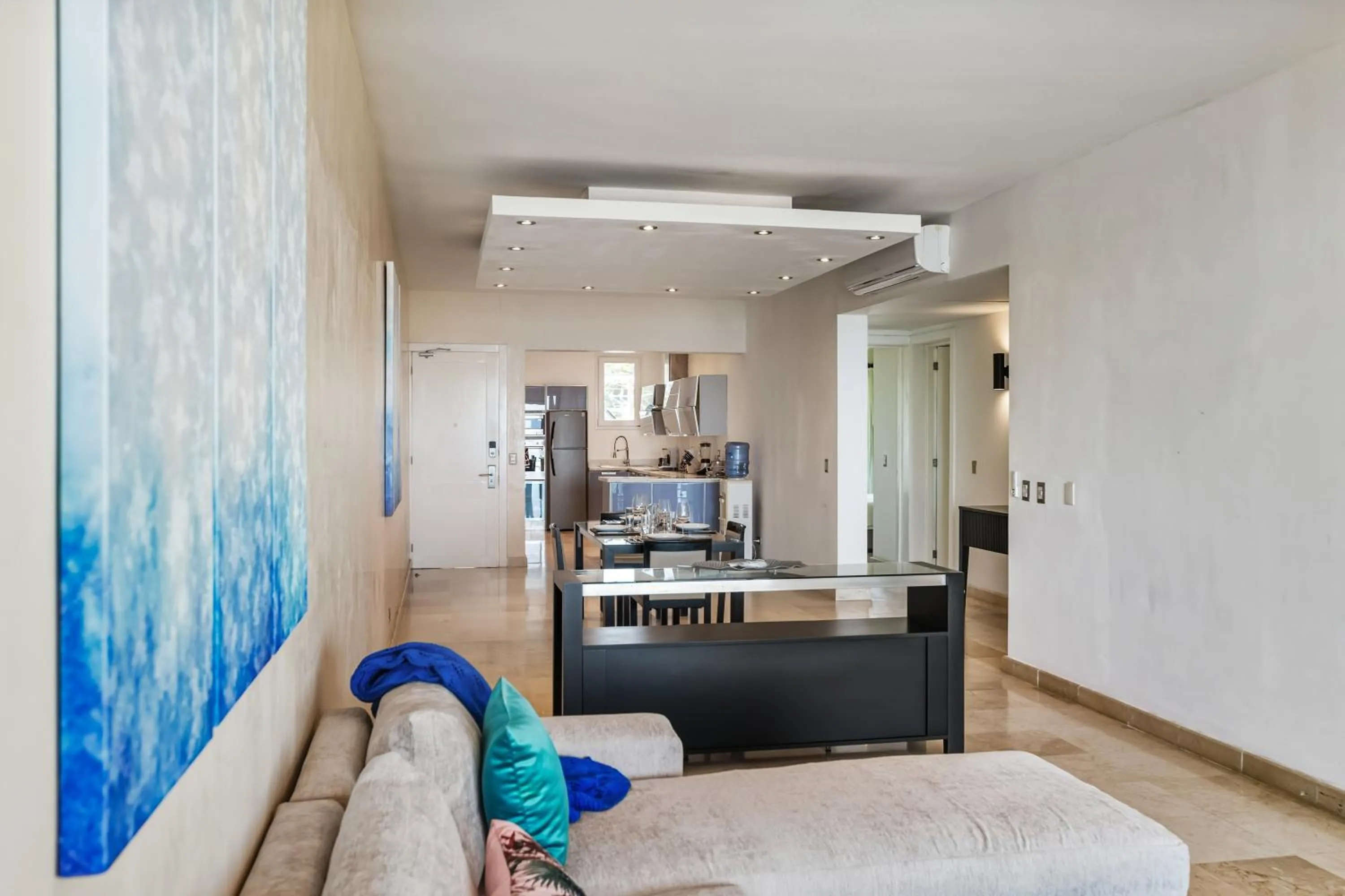 Bed in Watermark Luxury Oceanfront Residences