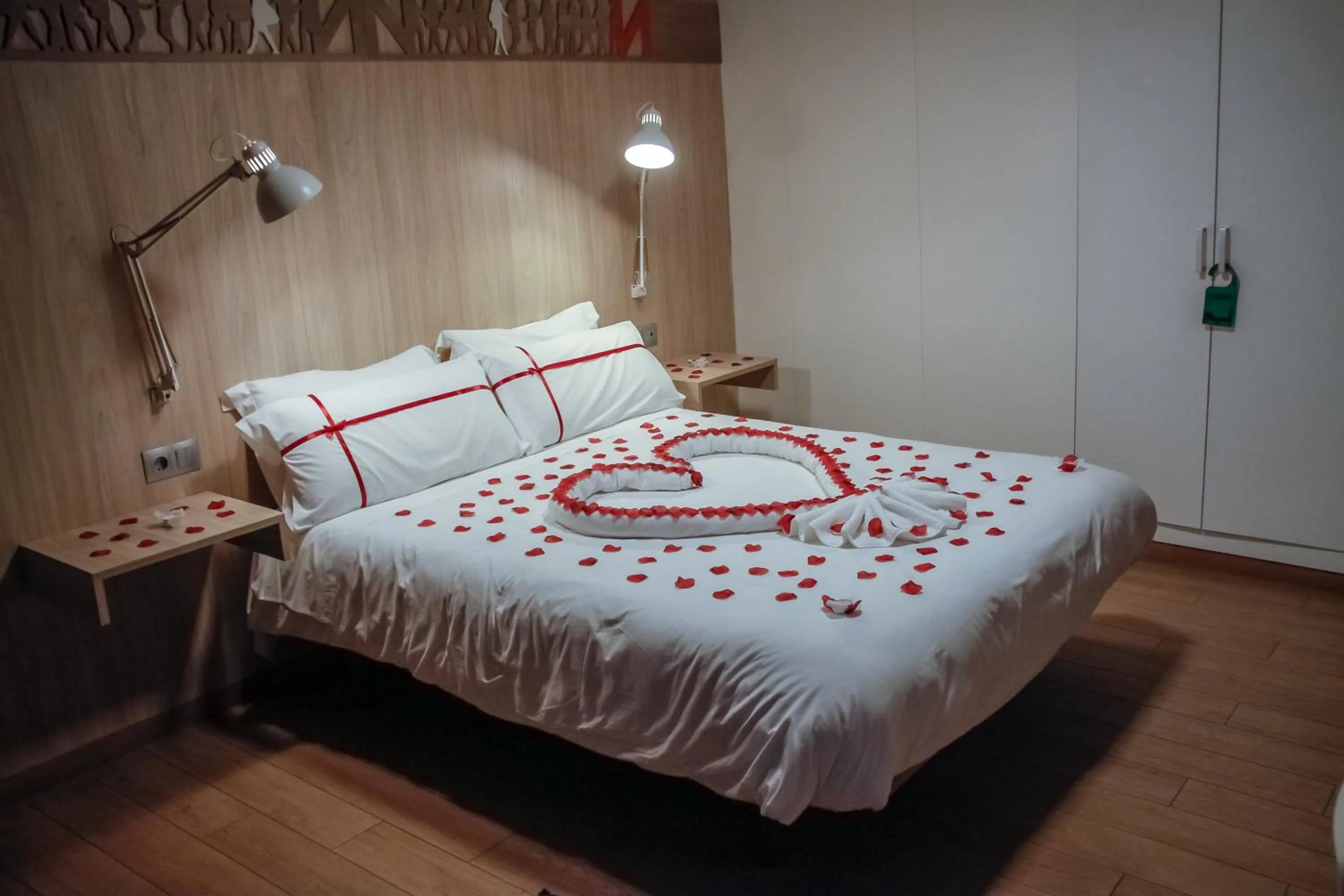 Photo of the whole room, Bed in Hotel Nomada