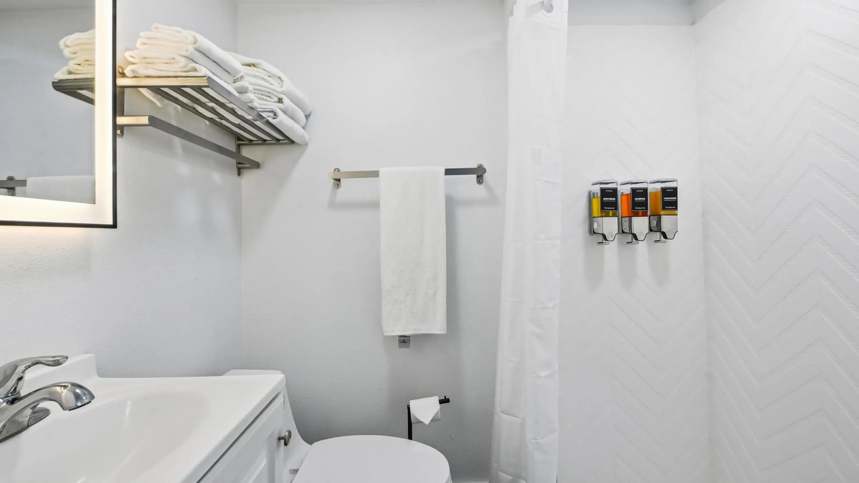 Bayside Inn and Marina