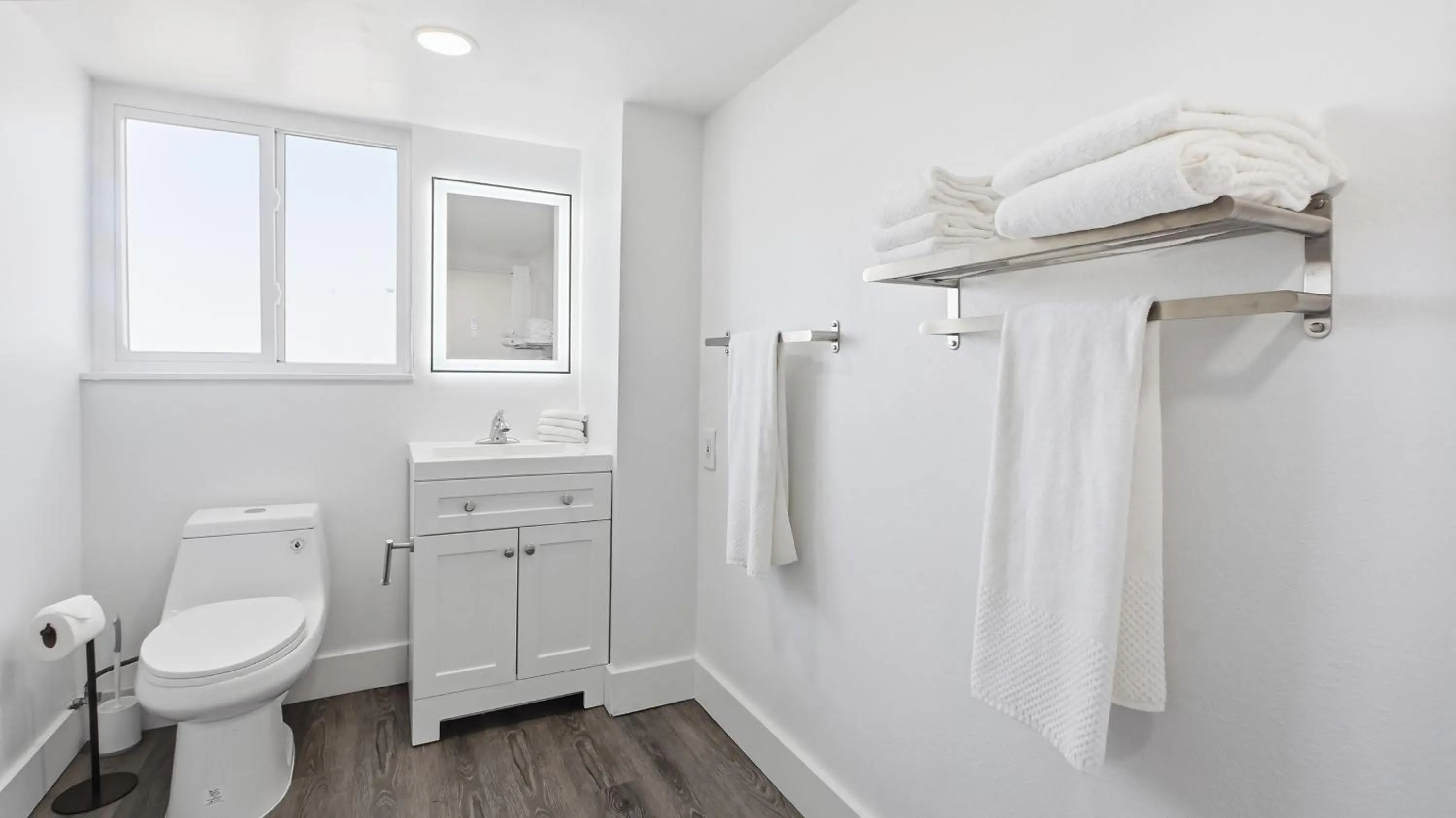 Bayside Inn and Marina