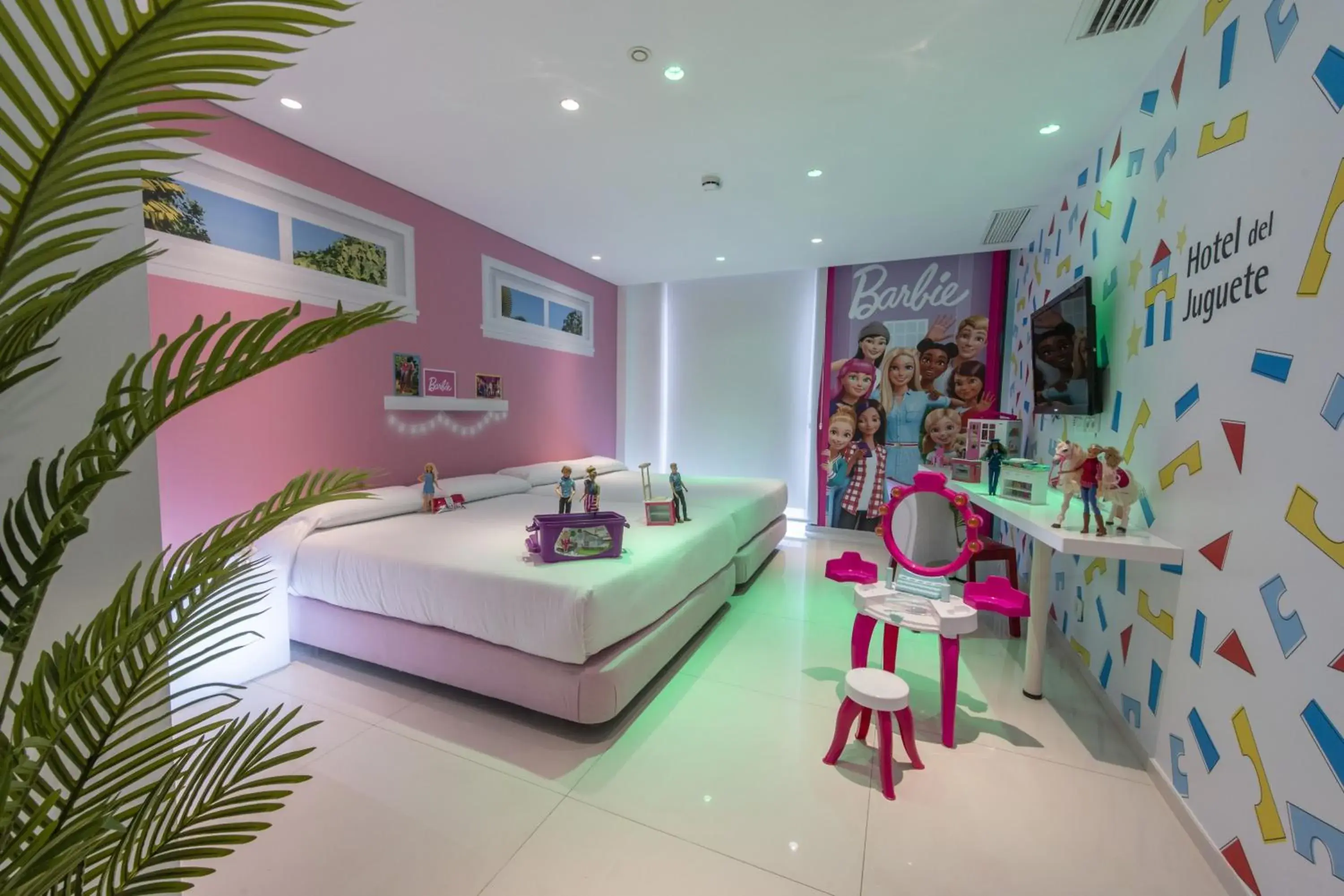 Bed in Hotel del Juguete Bed in Hotel del Juguete