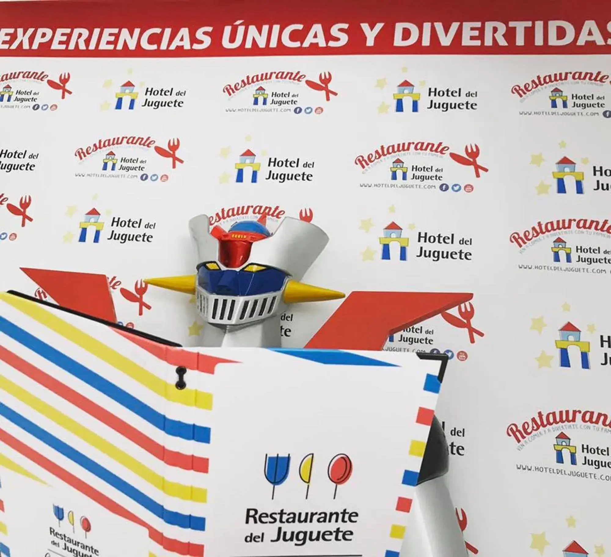 Restaurant/places to eat in Hotel del Juguete Restaurant/places to eat in Hotel del Juguete