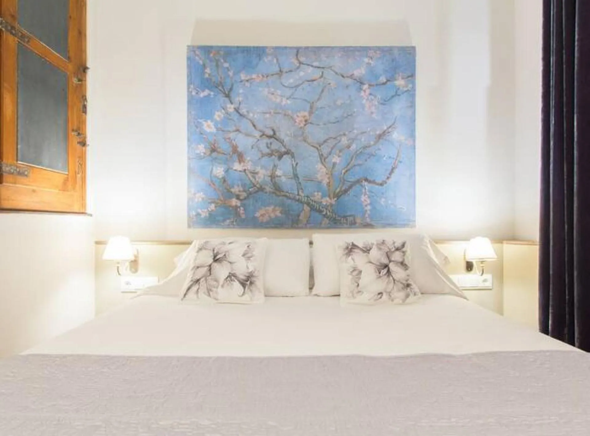 Bedroom, Bed in BCN Rambla Catalunya Apartments