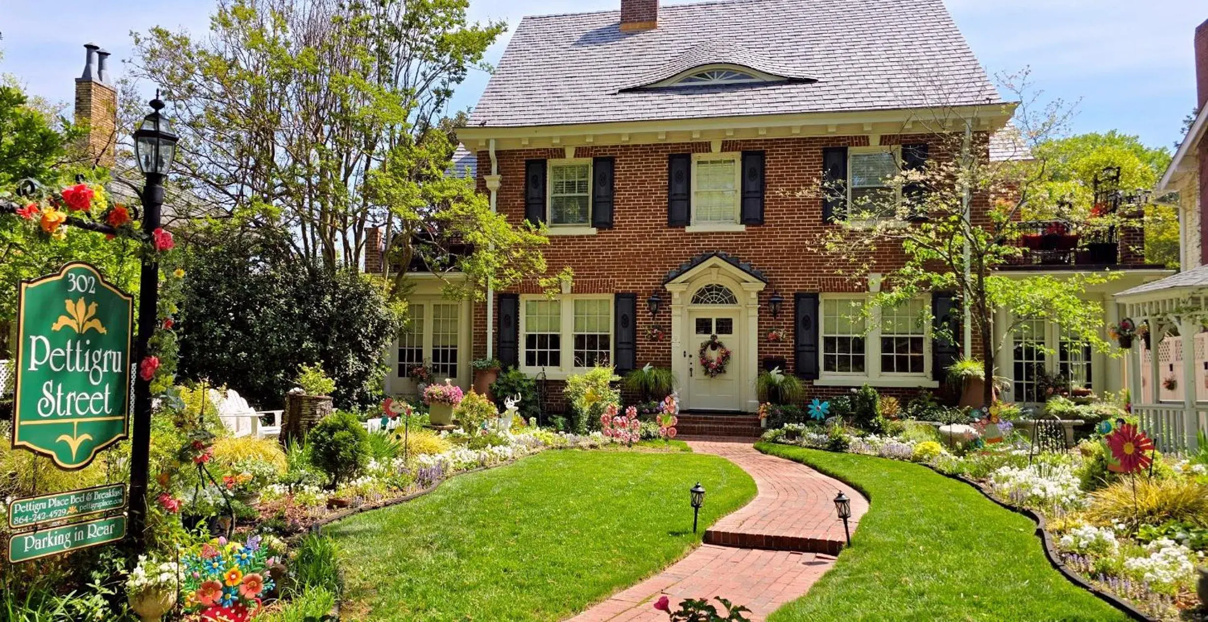 Pettigru Place Bed & Breakfast Pettigru Place Bed & Breakfast