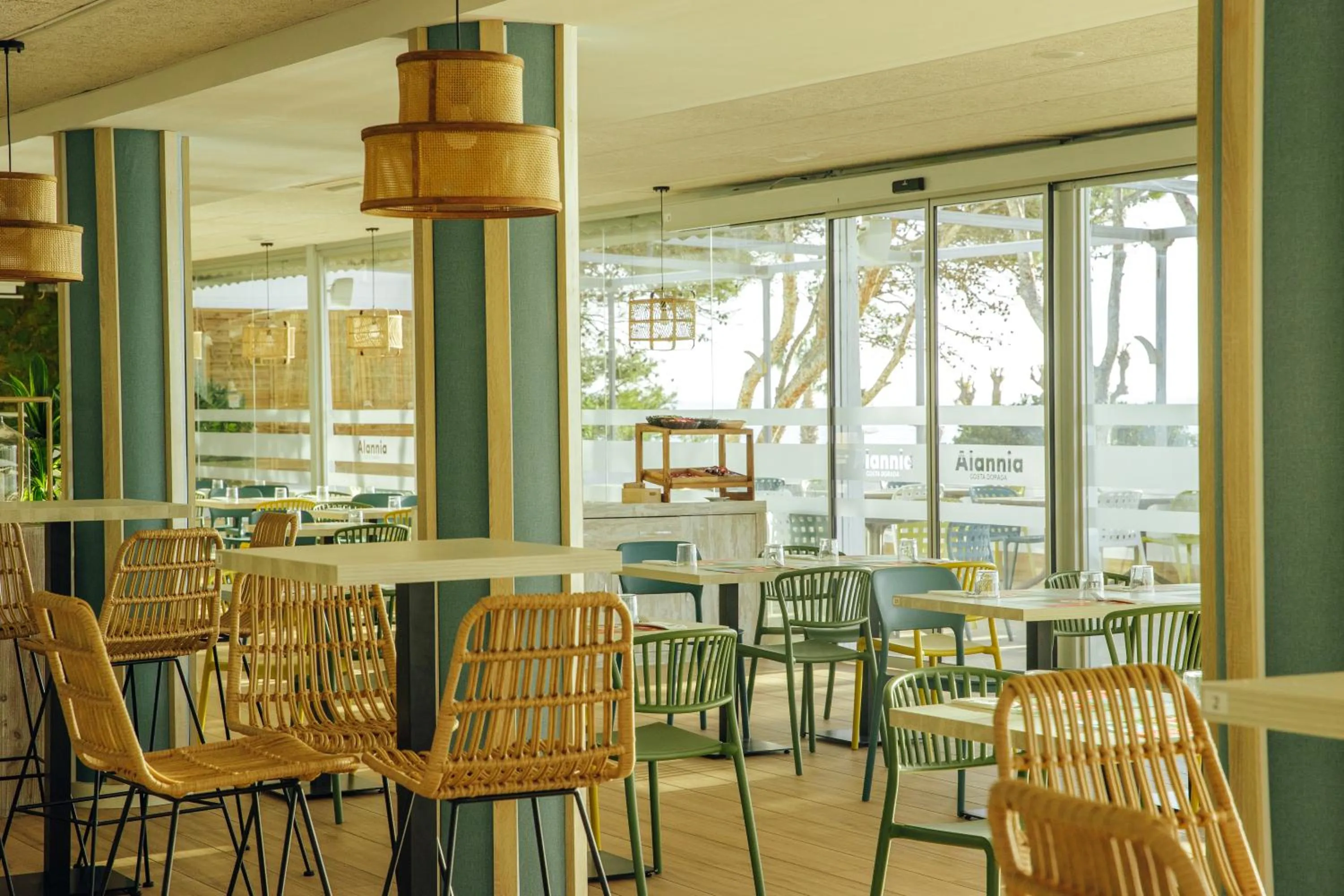 Restaurant/places to eat in Alannia Costa Dorada