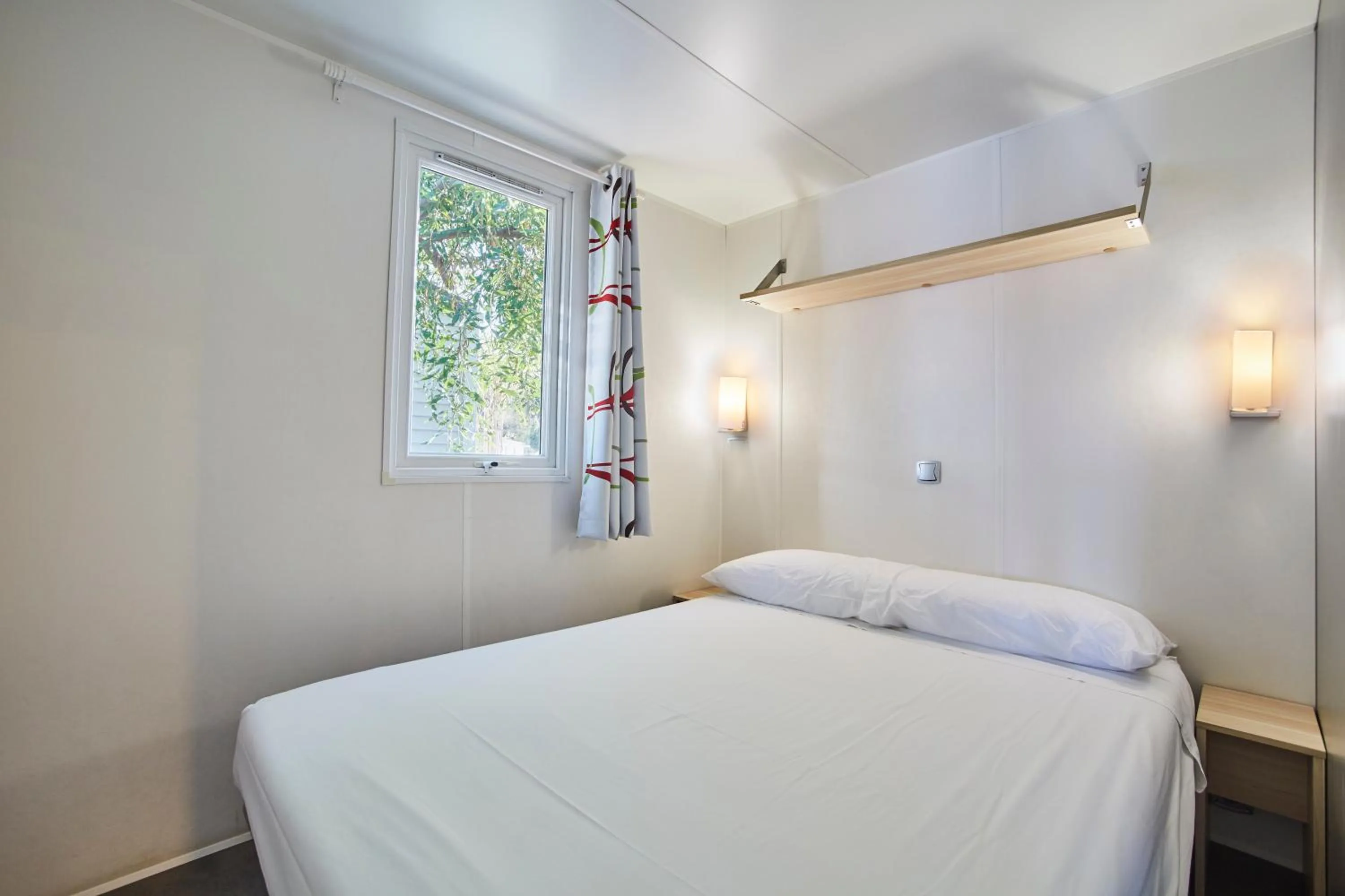 Bed in Alannia Costa Dorada