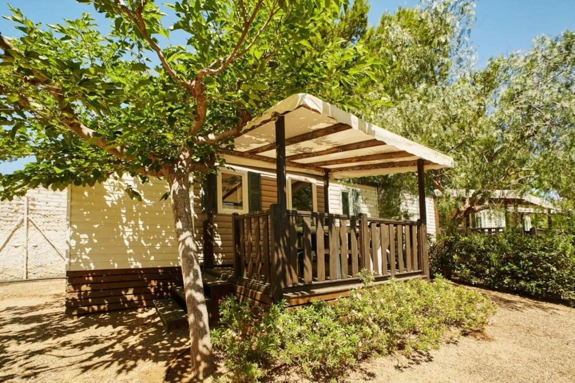 Alannia Costa Dorada