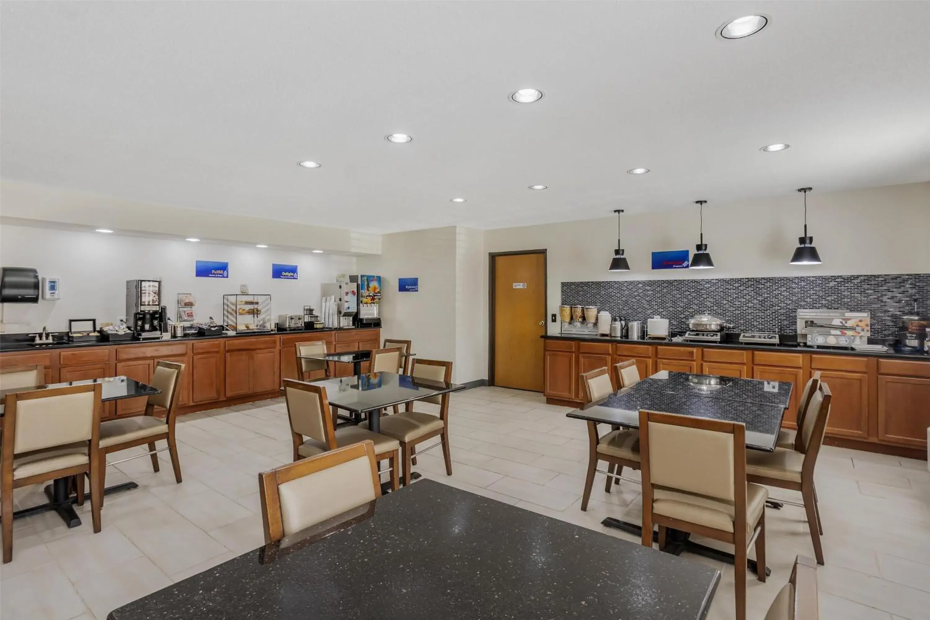 Breakfast in Best Western Shippensburg Breakfast in Best Western Shippensburg