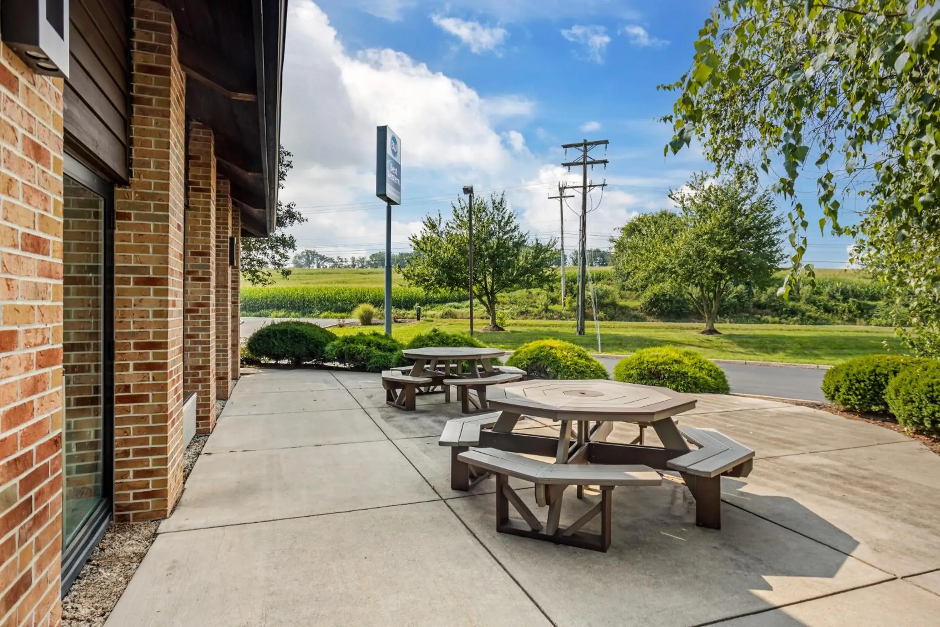 Property building in Best Western Shippensburg Property building in Best Western Shippensburg