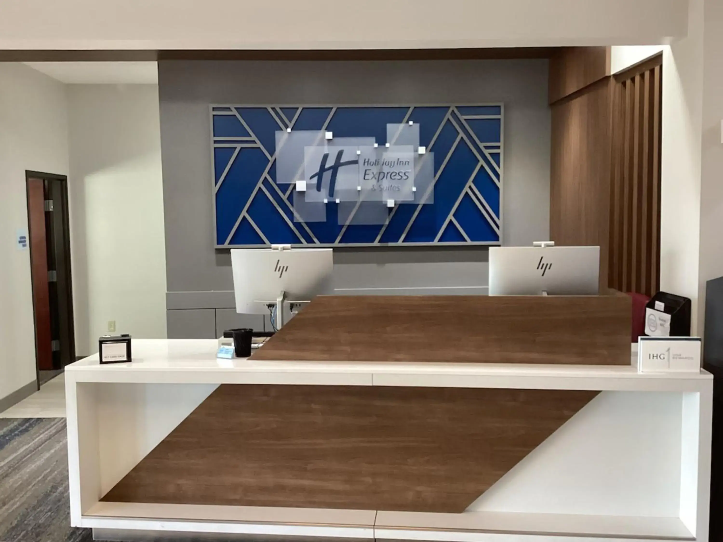 Property building in Holiday Inn Express and Suites Snyder by IHG Property building in Holiday Inn Express and Suites Snyder by IHG