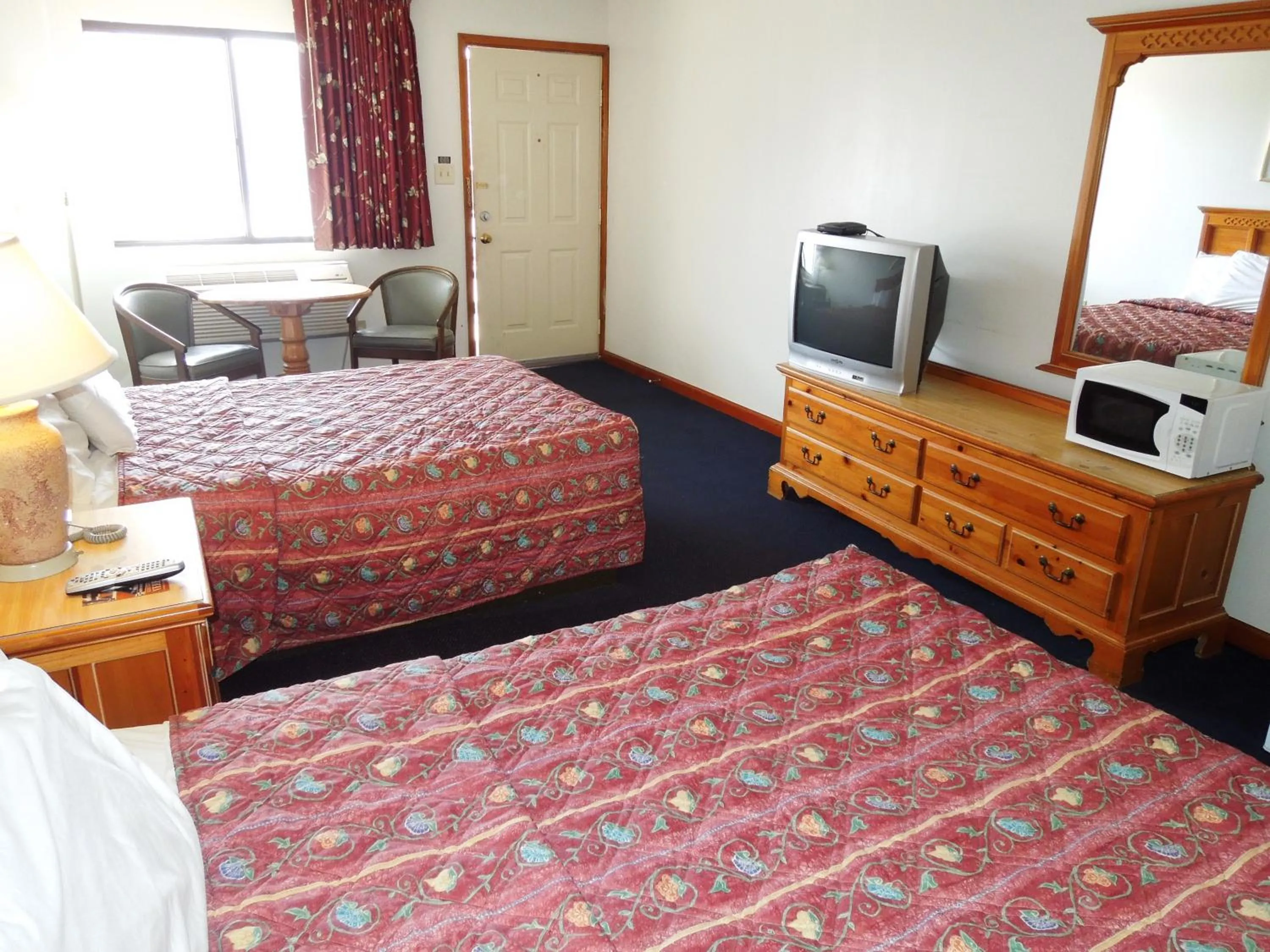 Day, TV/Entertainment Center in Executive Lodge Absecon