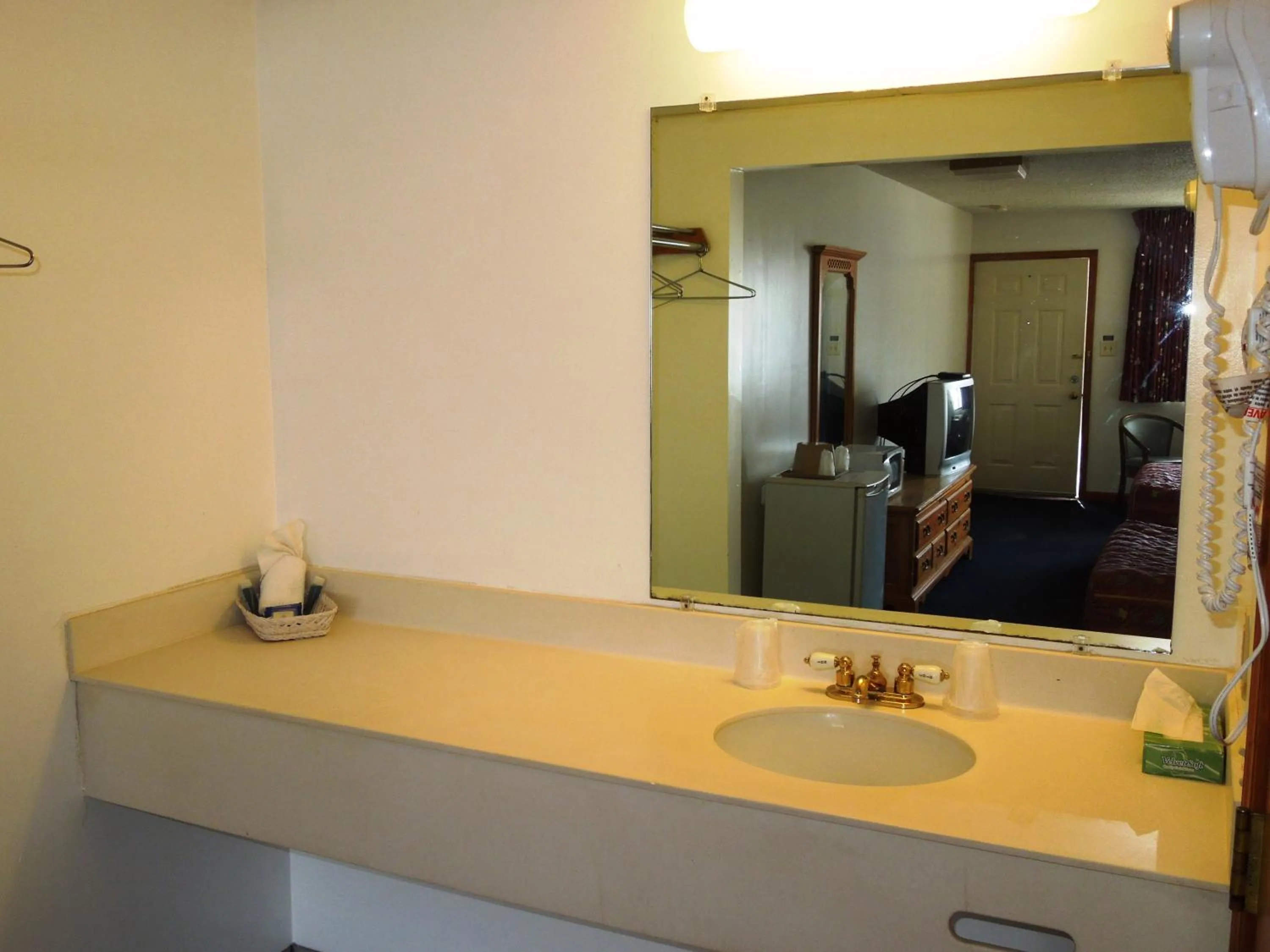 Bathroom in Executive Lodge Absecon