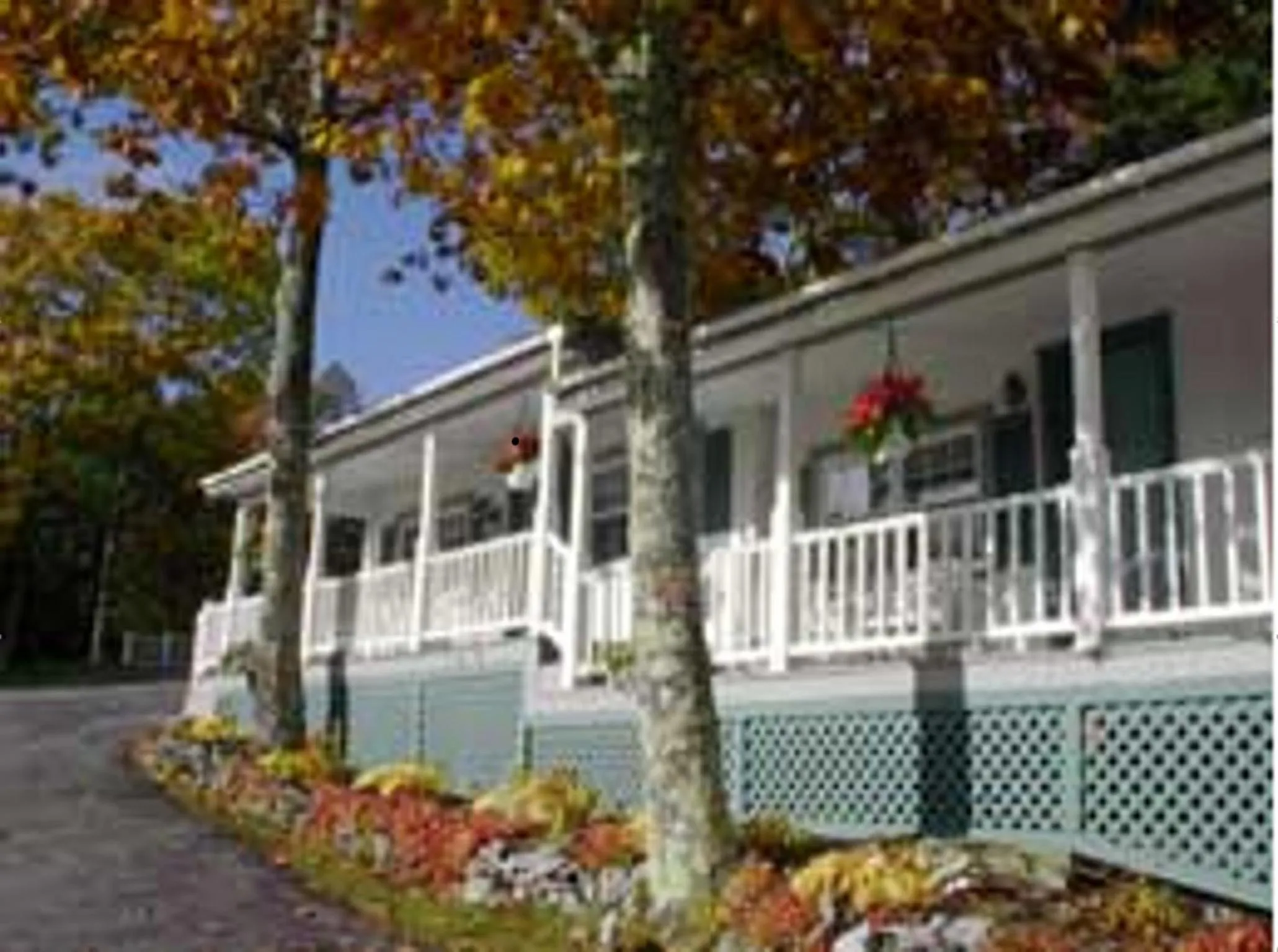 Property building in Mount Battie Inn