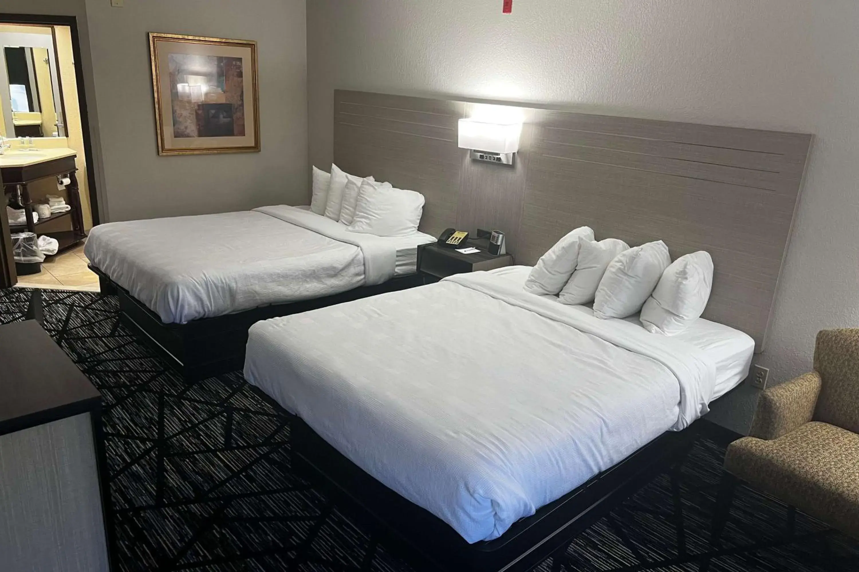 Photo of the whole room, Bed in Baymont By Wyndham Monroe Ohio Photo of the whole room, Bed in Baymont By Wyndham Monroe Ohio