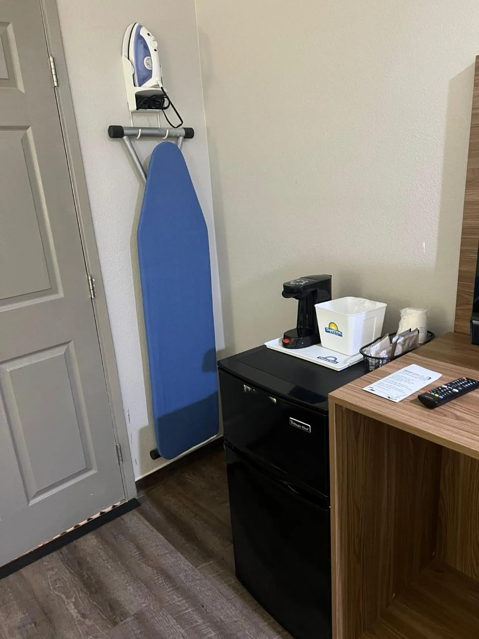 Bedroom in Days Inn by Wyndham El Centro