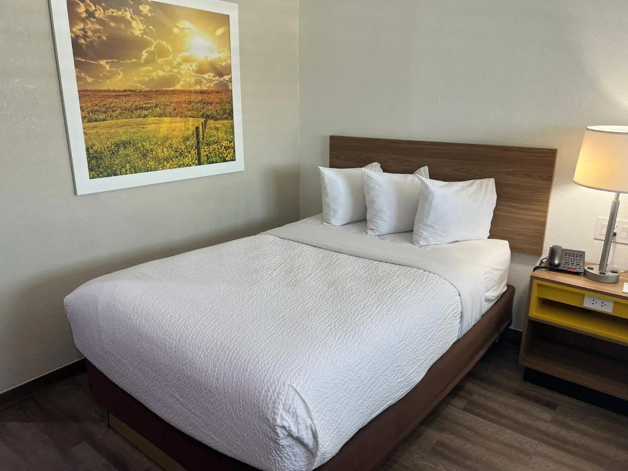 Bed in Days Inn by Wyndham El Centro Bed in Days Inn by Wyndham El Centro