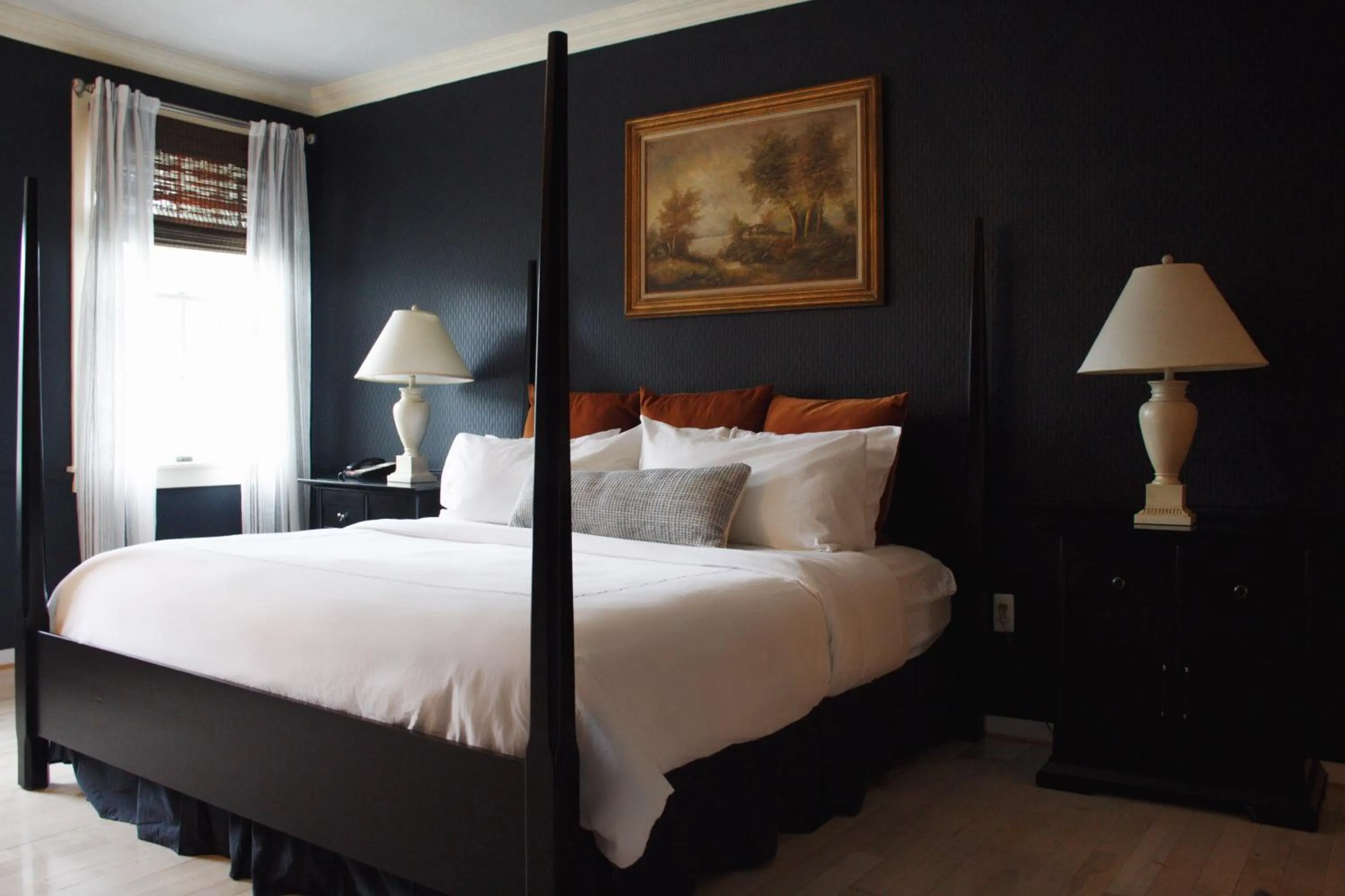 Bed in The Litchfield Inn